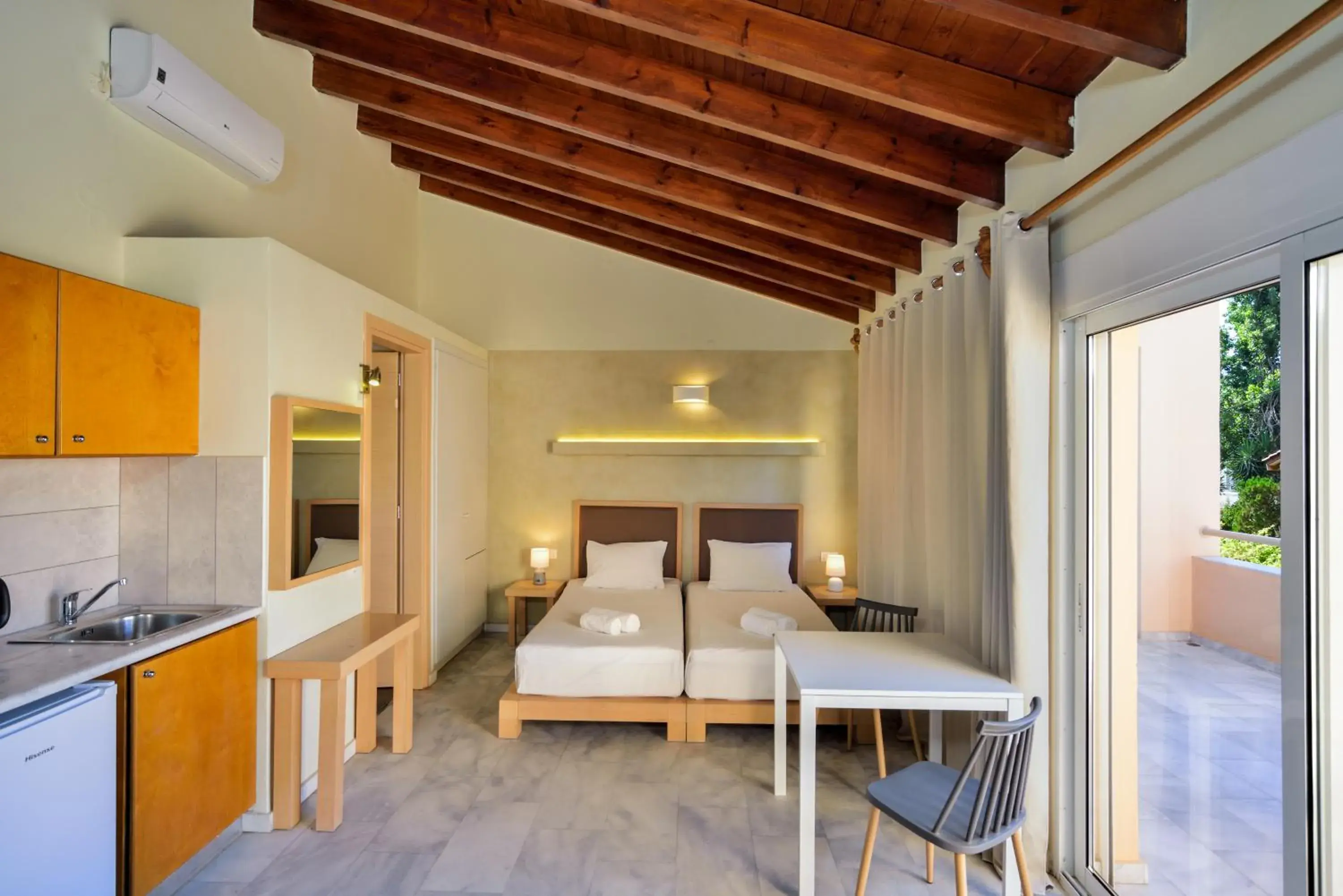 Bed in Elma's Dream Apartments & Villas Bed in Elma's Dream Apartments & Villas