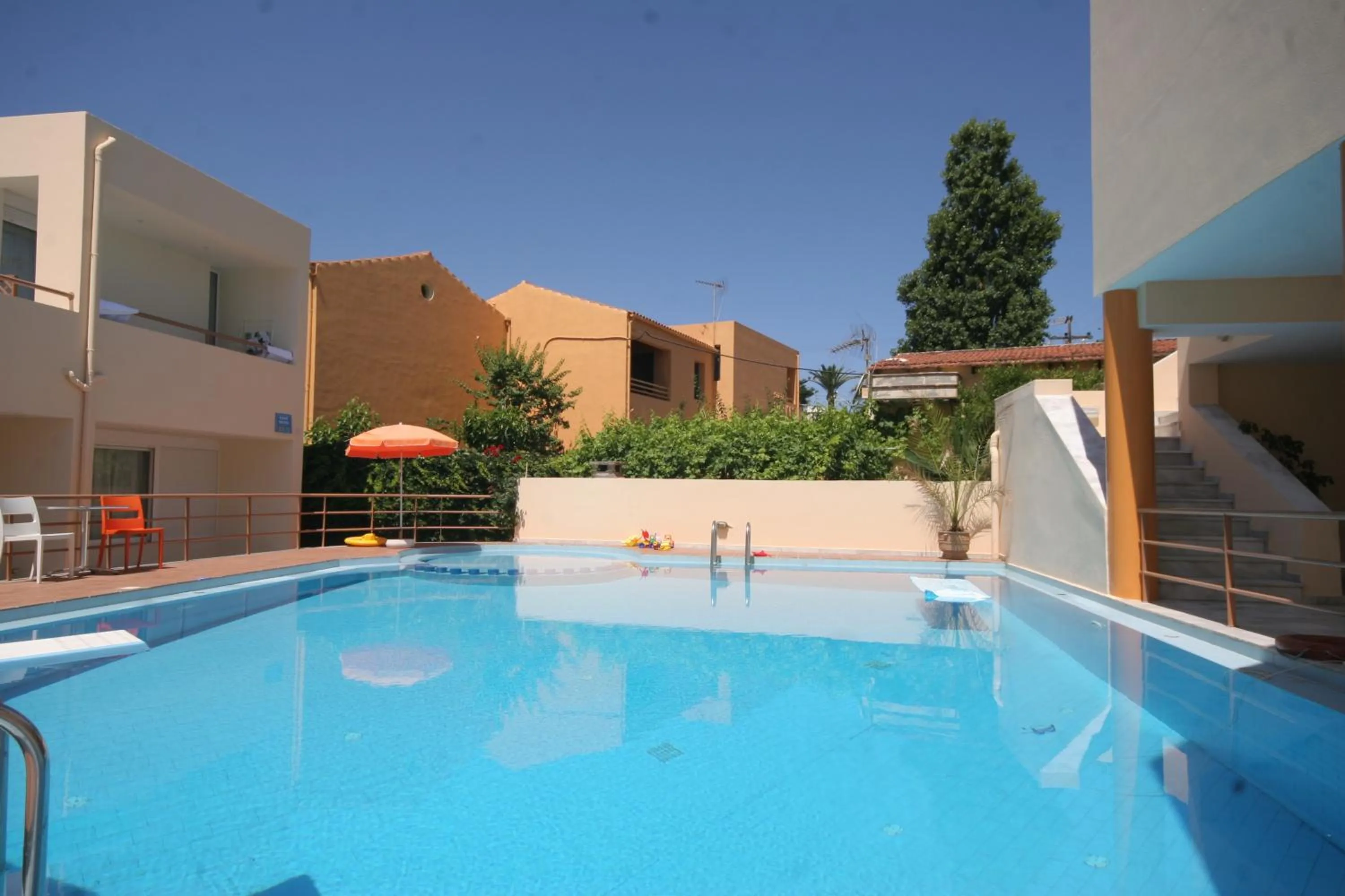 Day in Elma's Dream Apartments & Villas