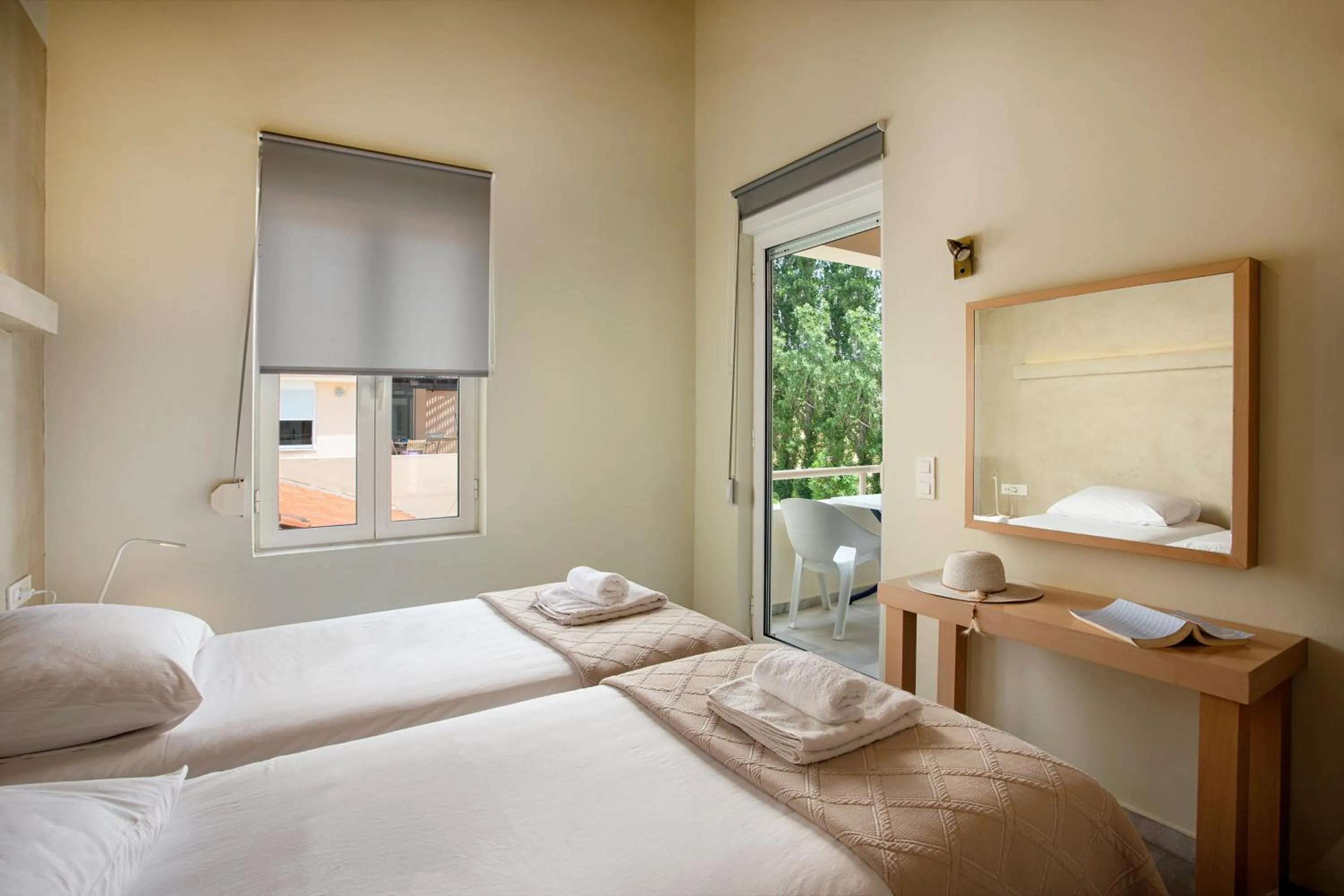 Bed in Elma's Dream Apartments & Villas