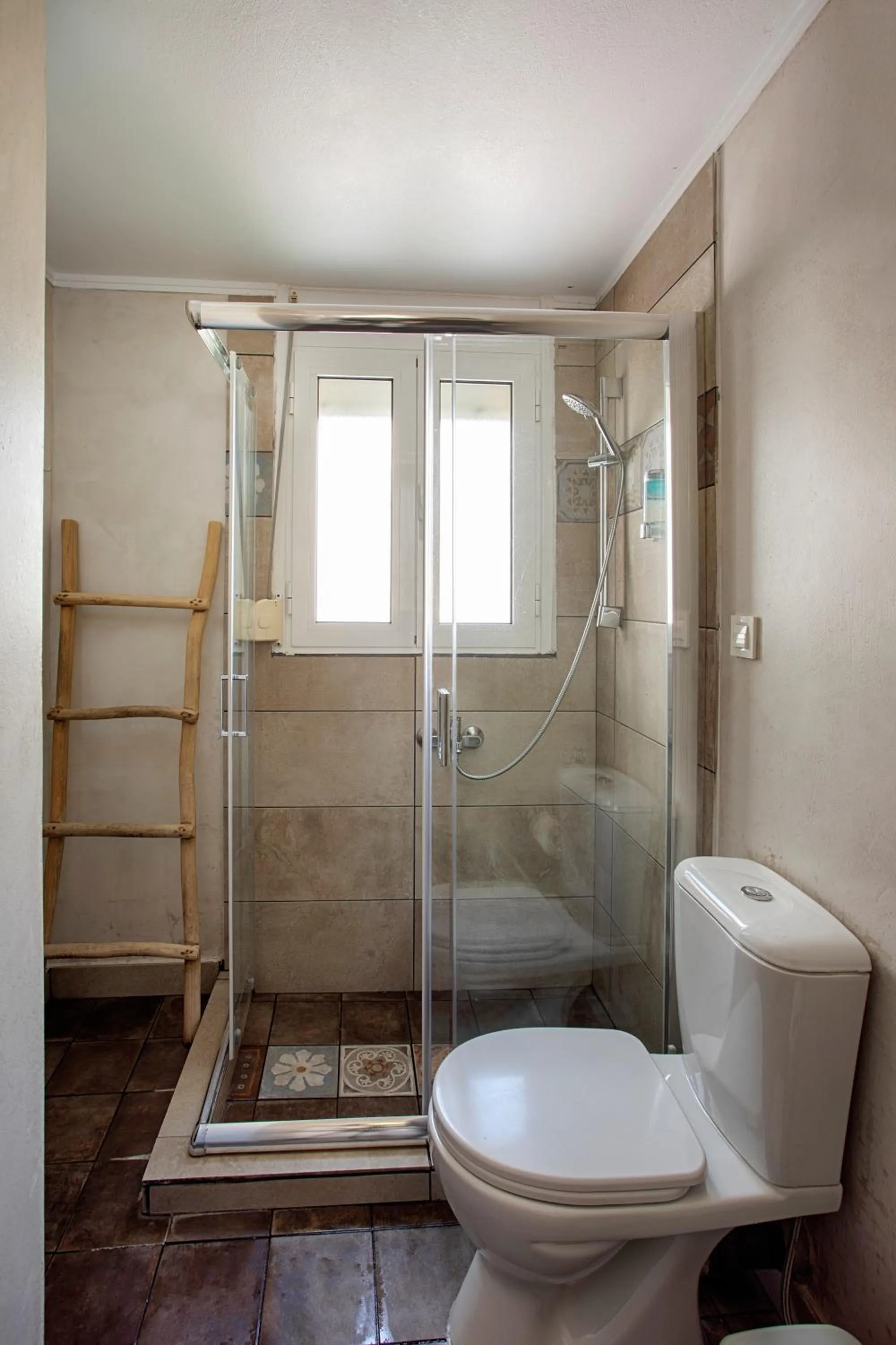 Shower in Elma's Dream Apartments & Villas