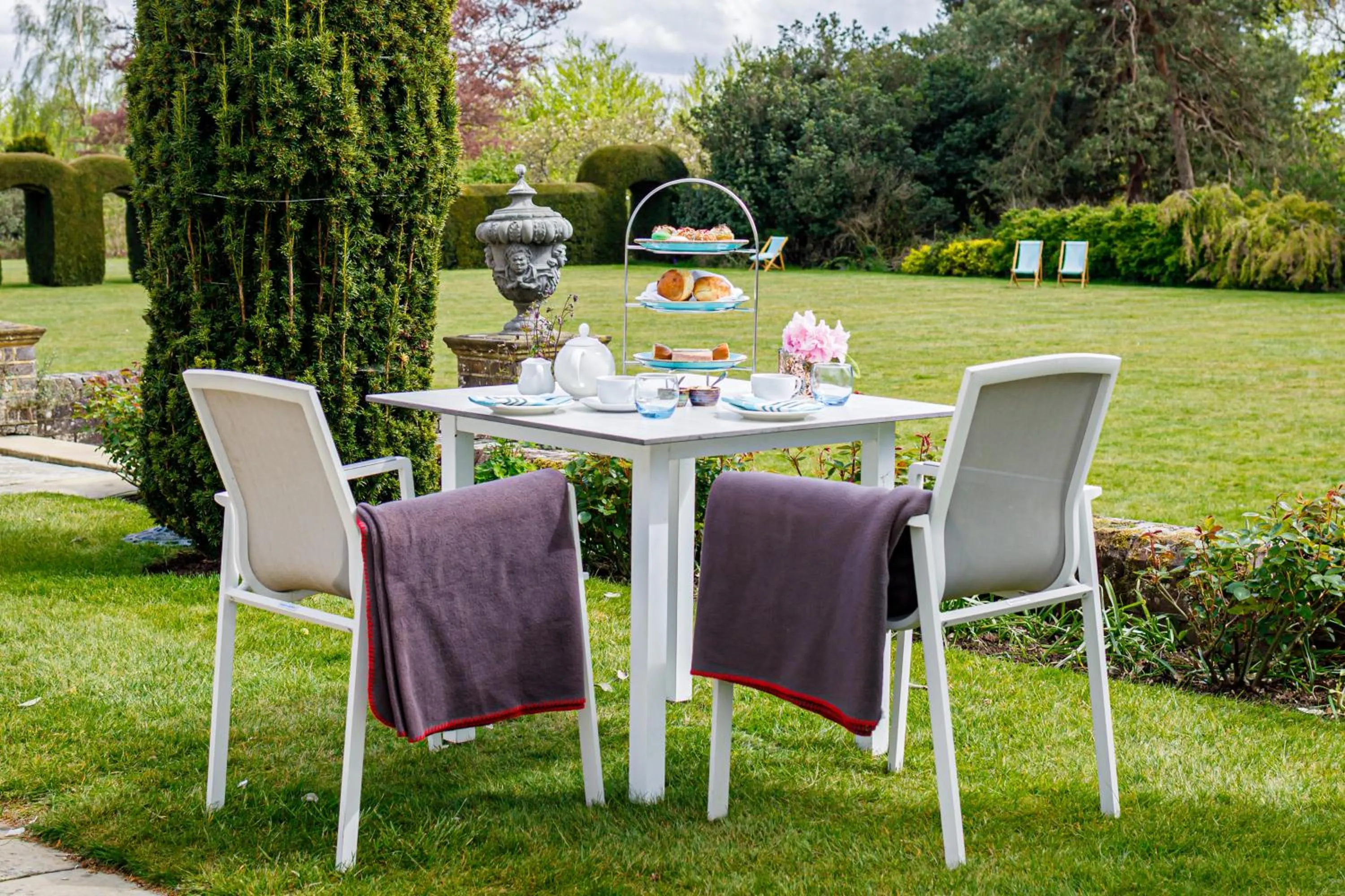 Patio in Barnett Hill Hotel