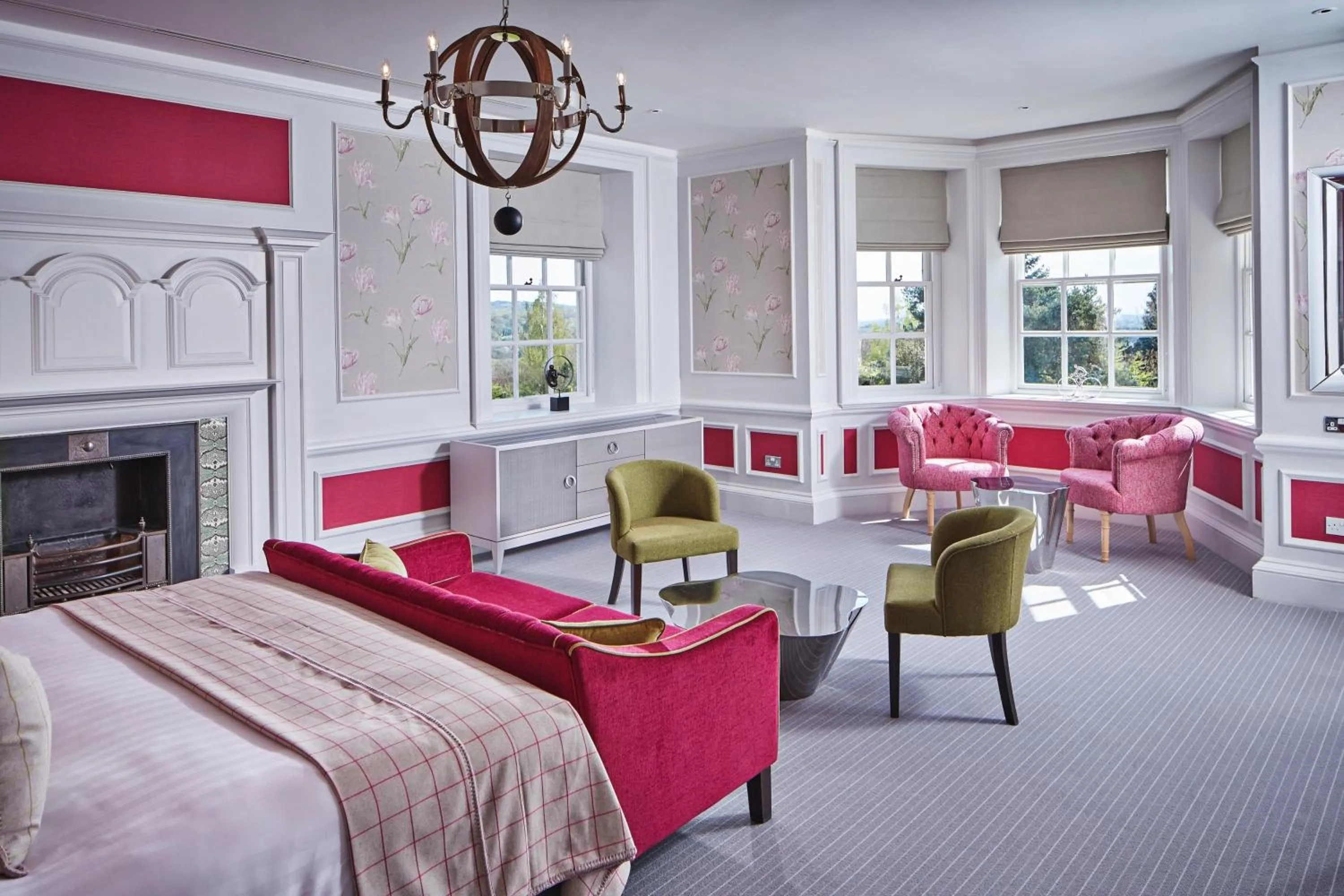 Day, Bed in Barnett Hill Hotel