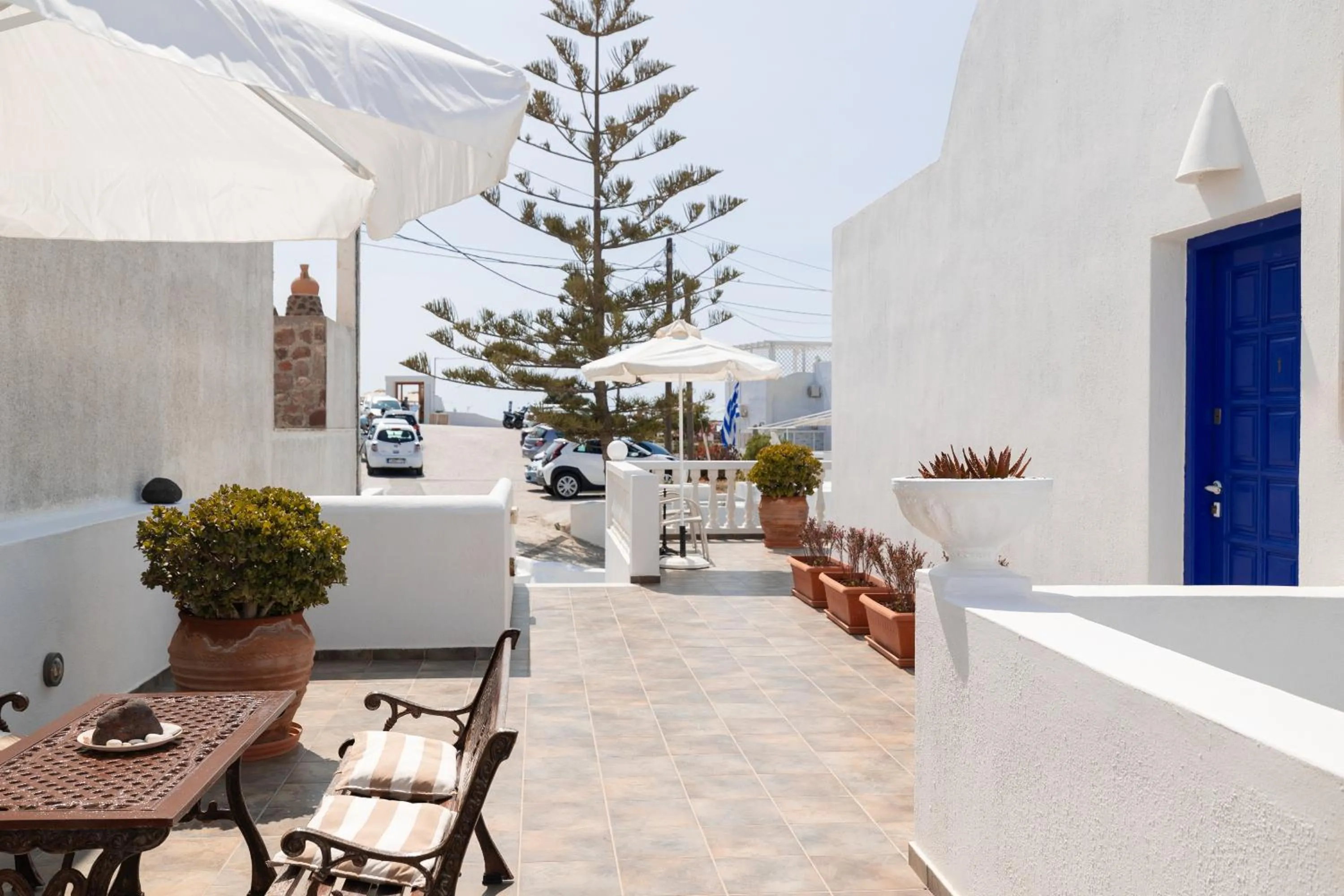 Property building in Villa Happening