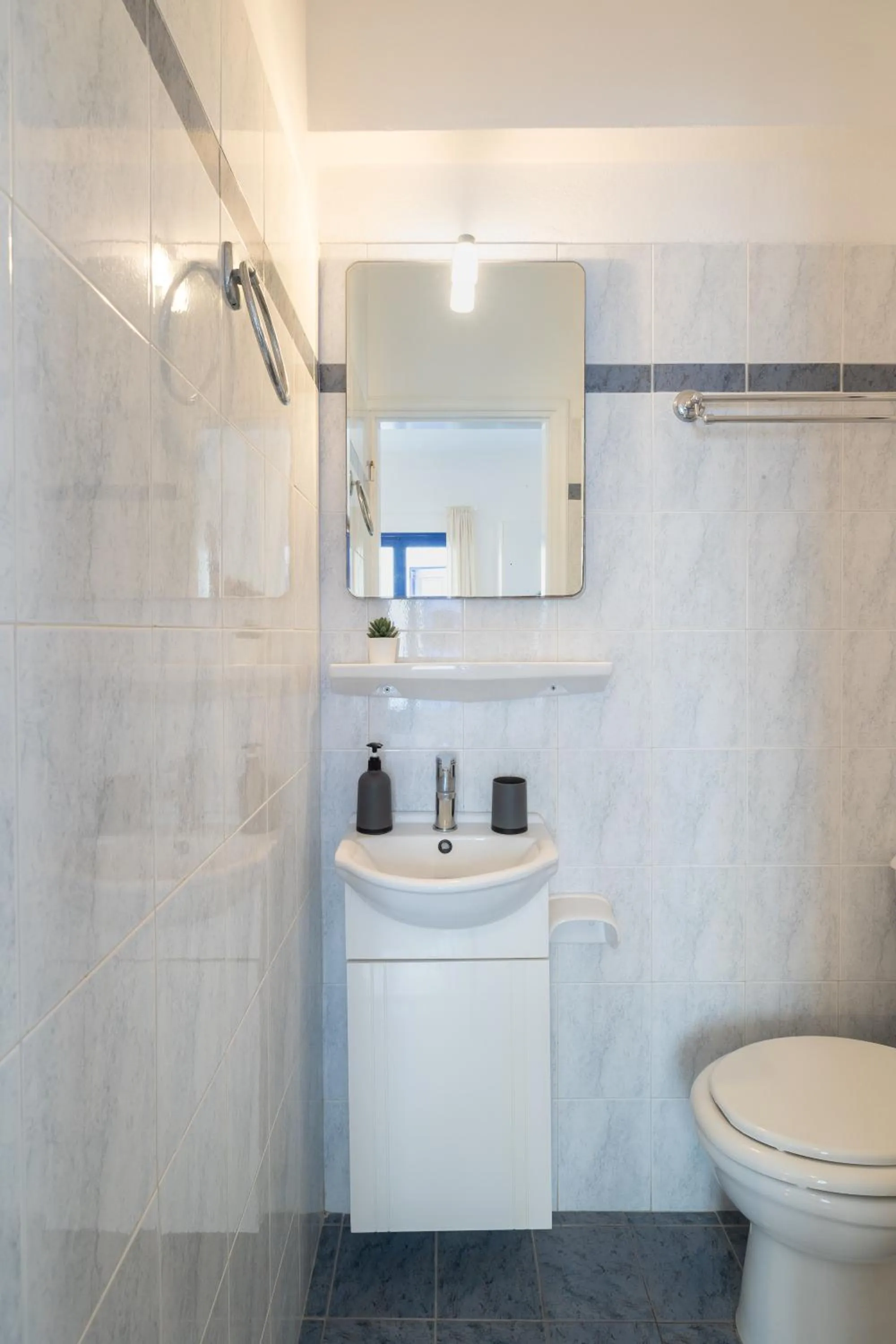 Toilet in Villa Happening