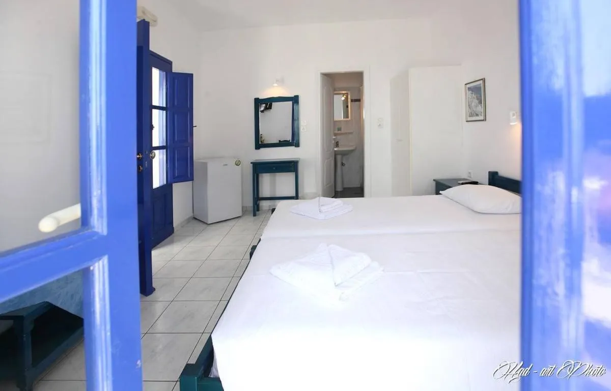 Photo of the whole room, Bed in Villa Happening