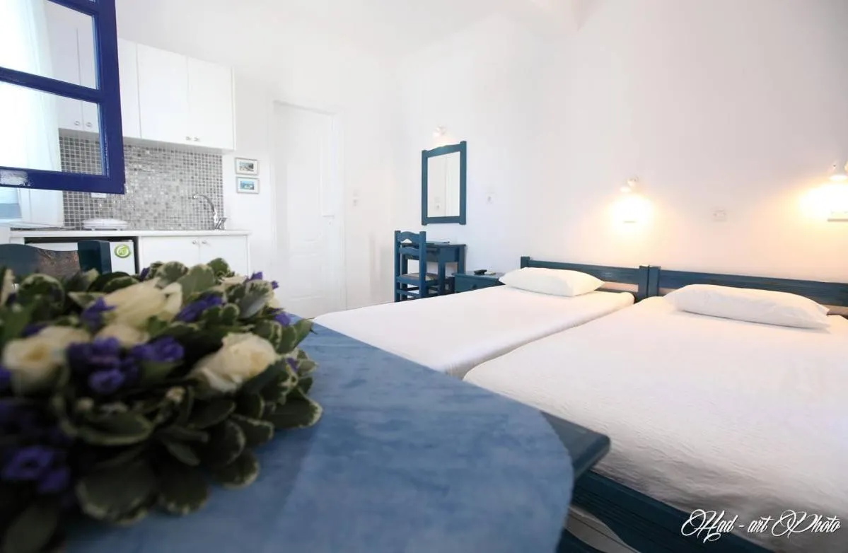 Day, Bed in Villa Happening