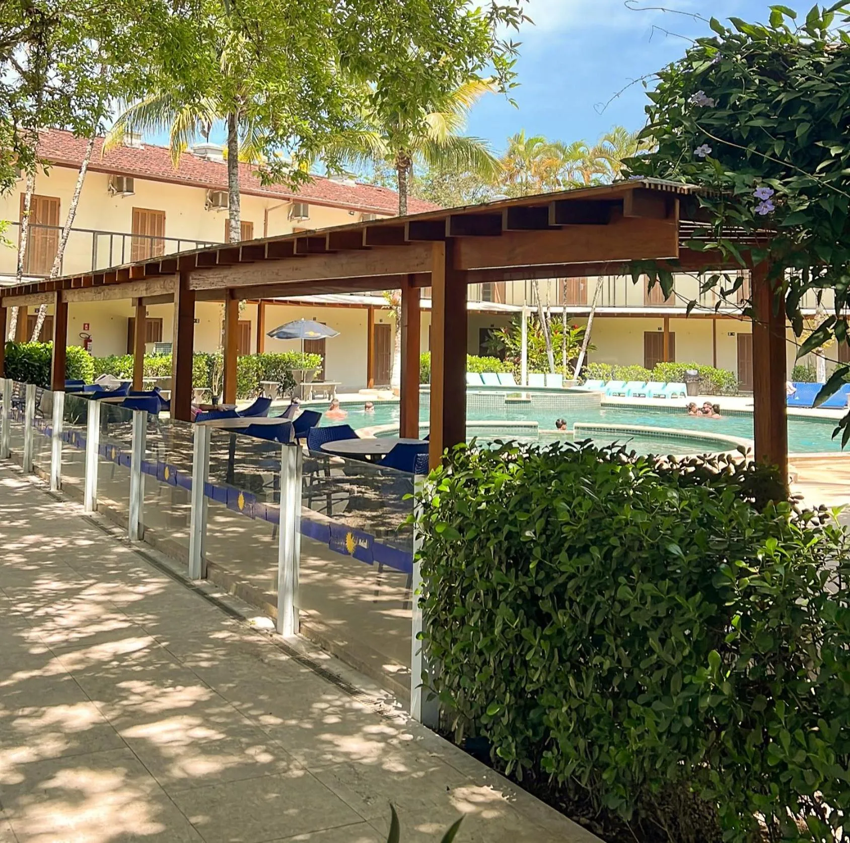 Swimming pool in Pousada Ilha Vitoria