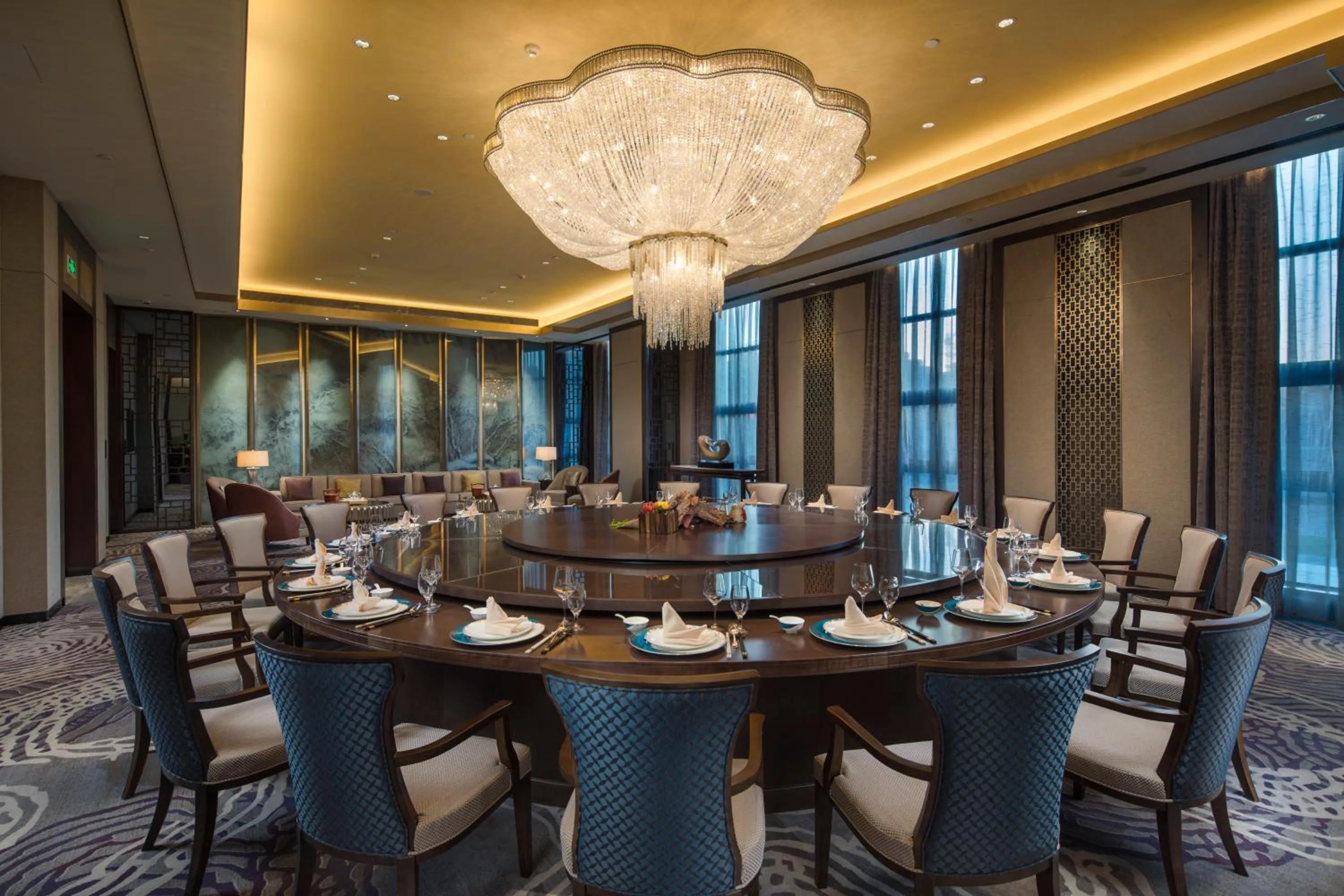 Restaurant/places to eat in Crowne Plaza Harbin Songbei by IHG