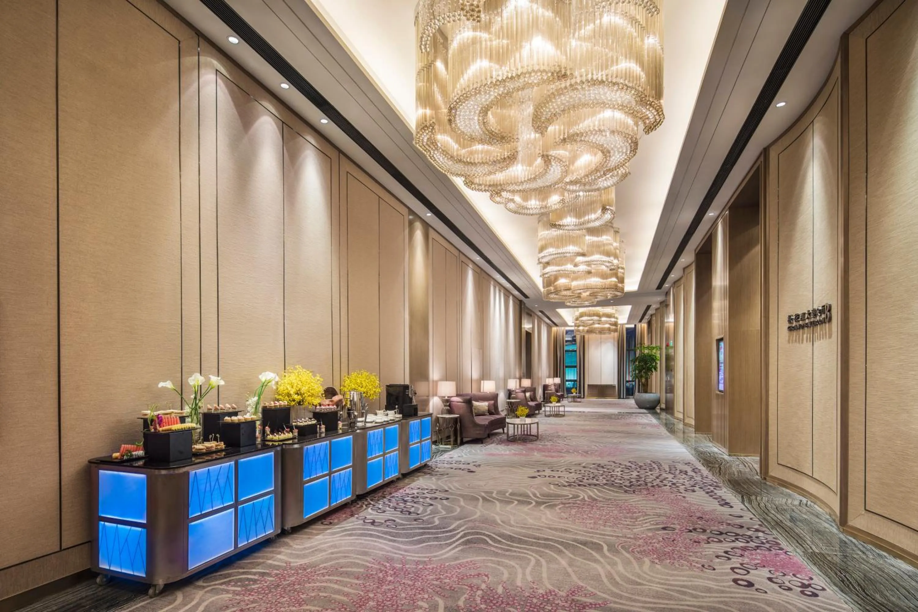 Meeting/conference room in Crowne Plaza Harbin Songbei by IHG