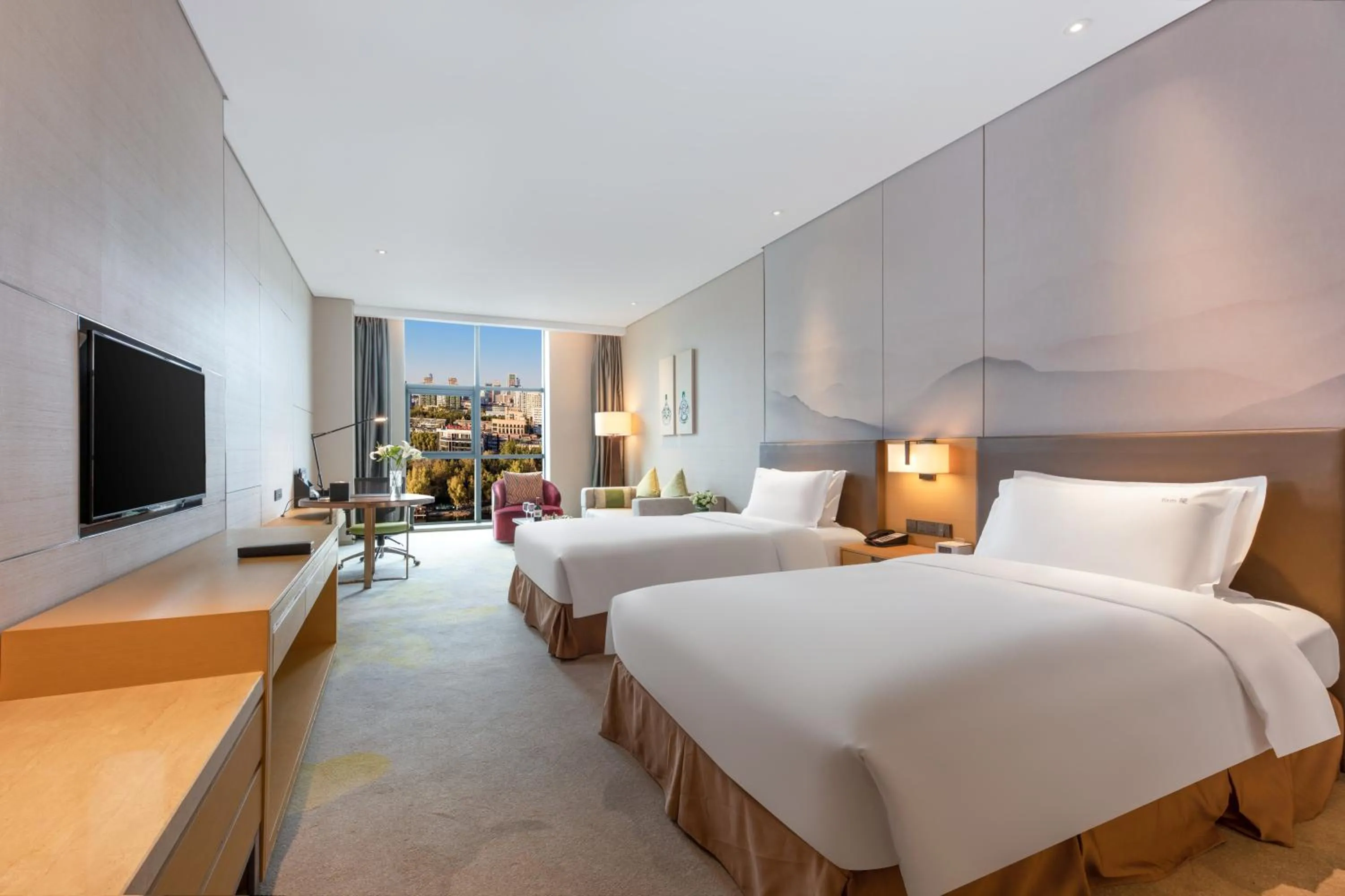 Photo of the whole room, Bed in Holiday Inn Baoji Central by IHG