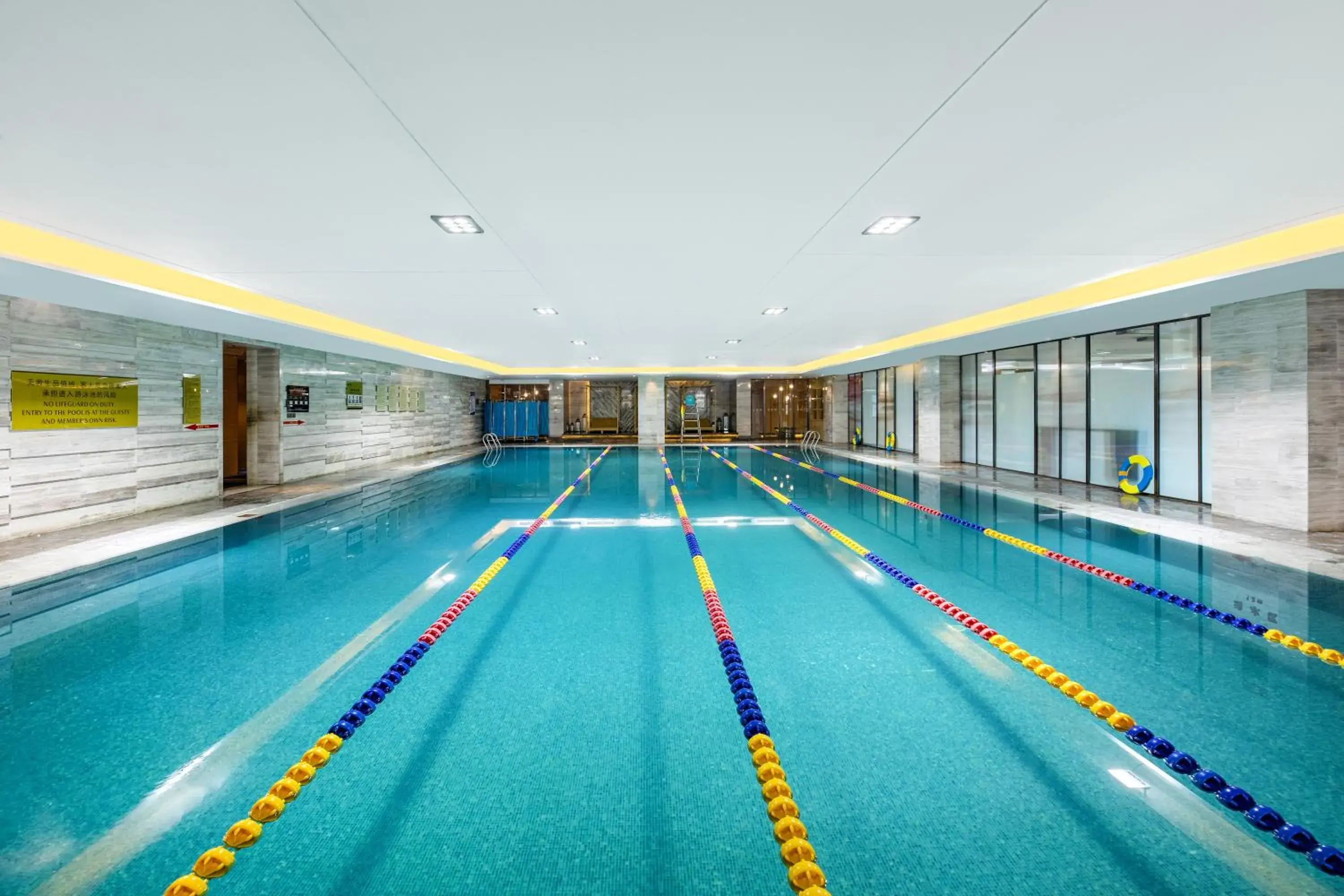 Swimming pool in Holiday Inn Baoji Central by IHG Swimming pool in Holiday Inn Baoji Central by IHG