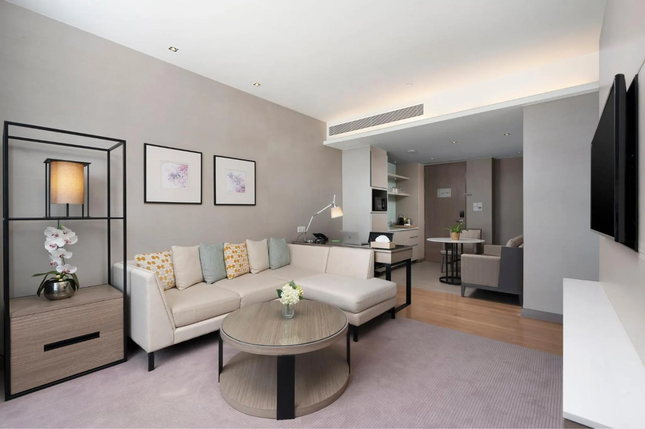 Photo of the whole room in Holiday Inn & Suites Rayong City Centre by IHG