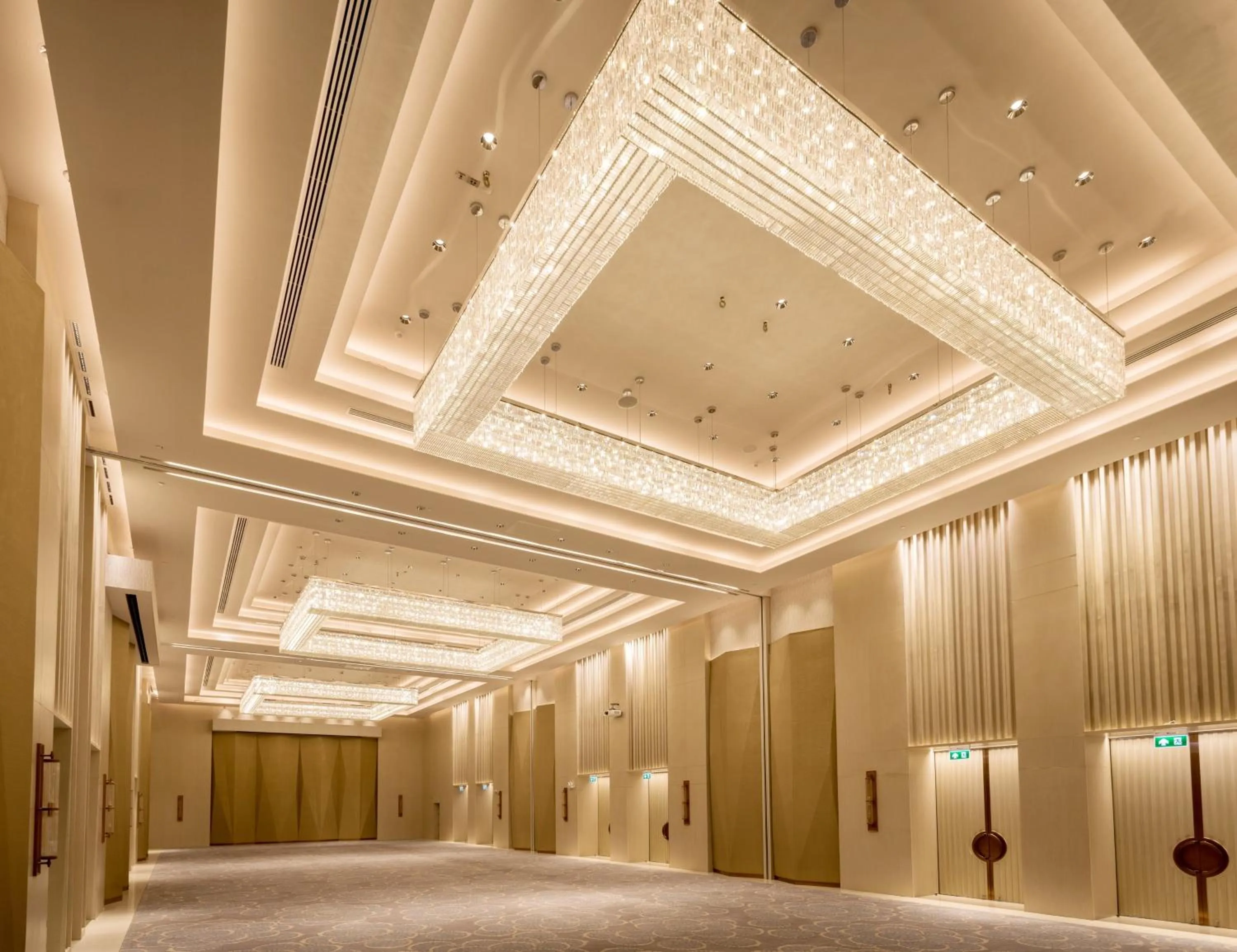 Meeting/conference room in Holiday Inn & Suites Rayong City Centre by IHG