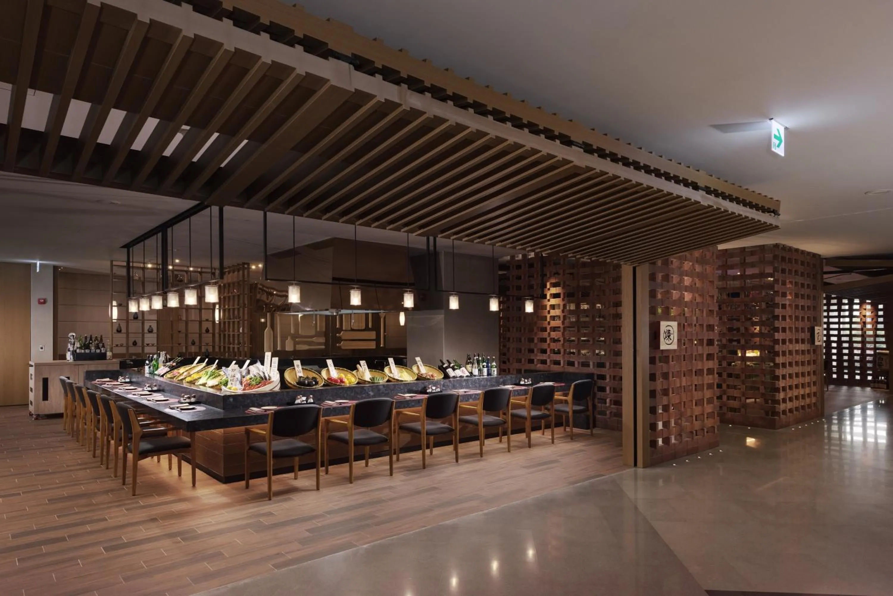 Restaurant/places to eat in Crowne Plaza Tainan by IHG