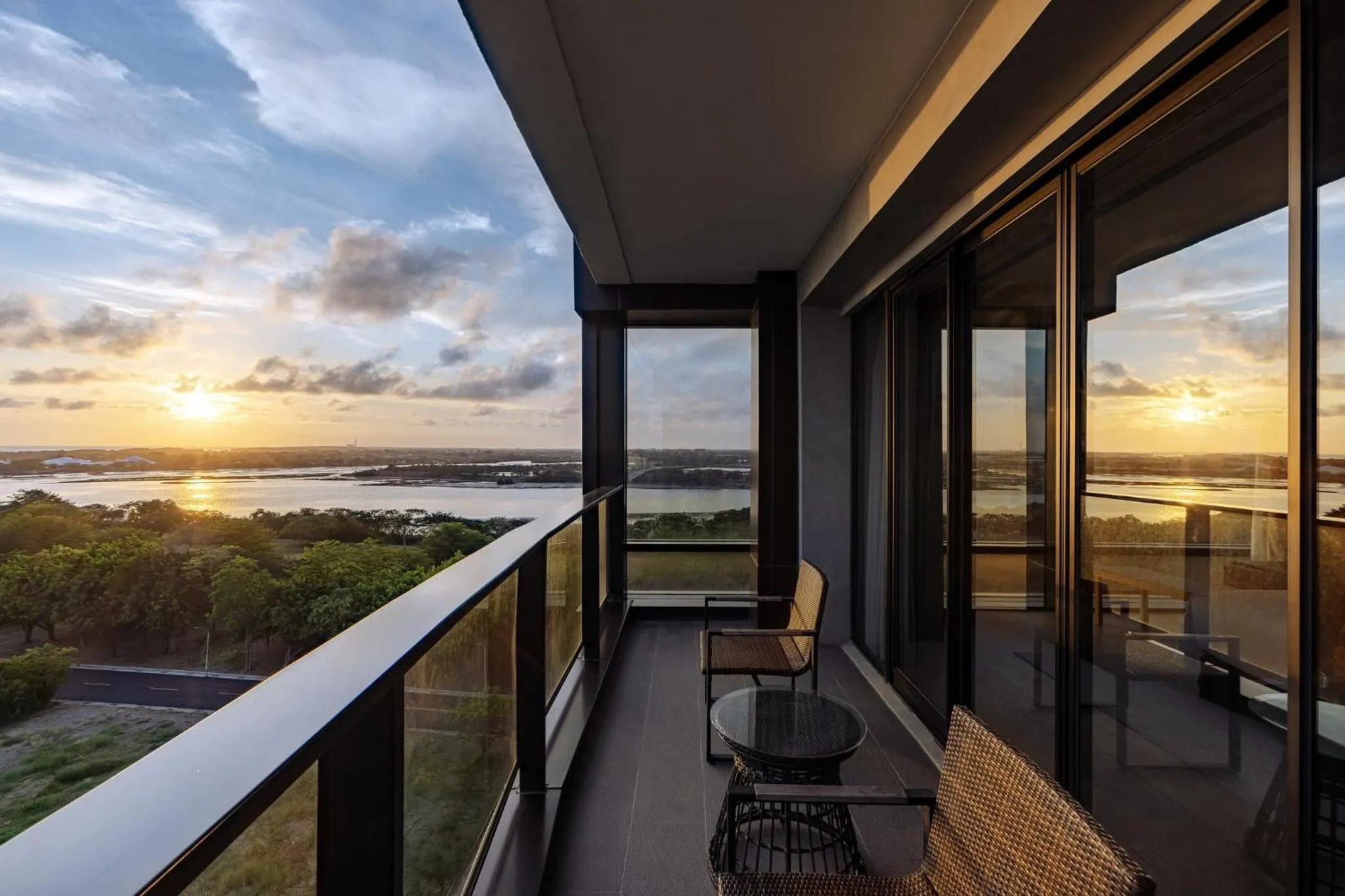 Photo of the whole room in Crowne Plaza Tainan by IHG