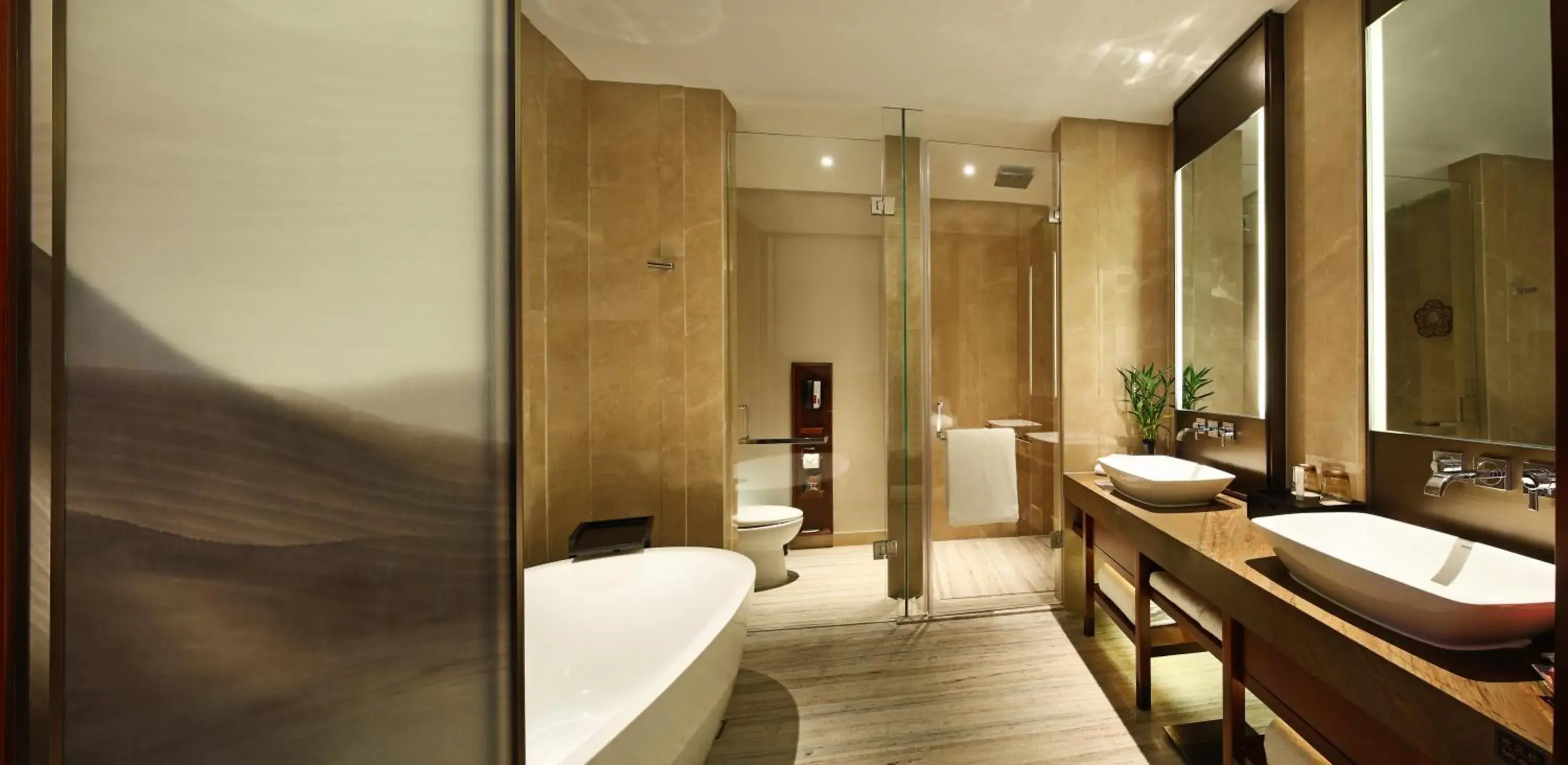 King Suite - Lounge Access in HUALUXE Wuxi Taihu King Suite - Lounge Access in HUALUXE Wuxi Taihu