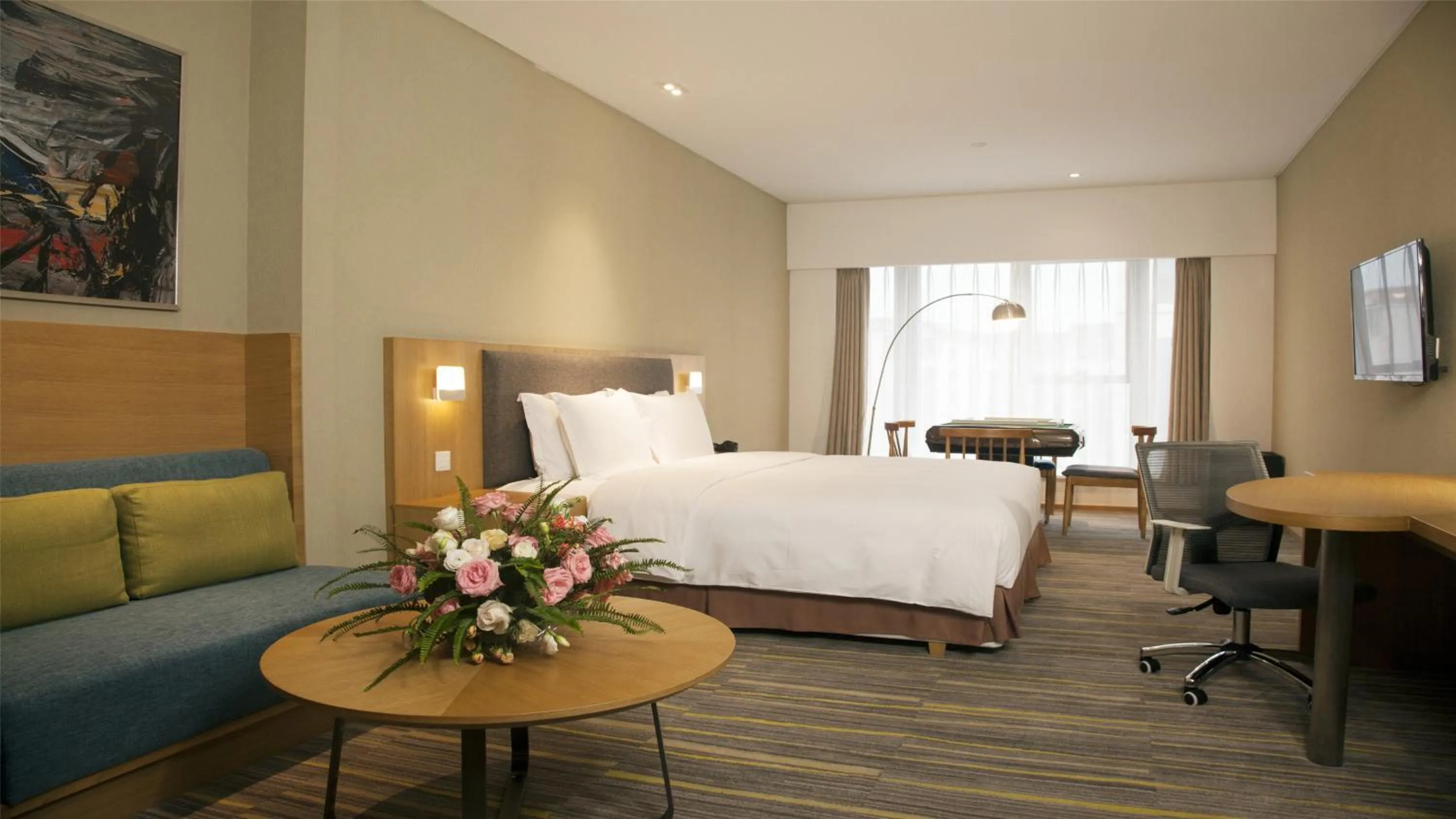 Photo of the whole room, Bed in Holiday Inn Express Chengdu Airport Zone Shuangliu International Airport