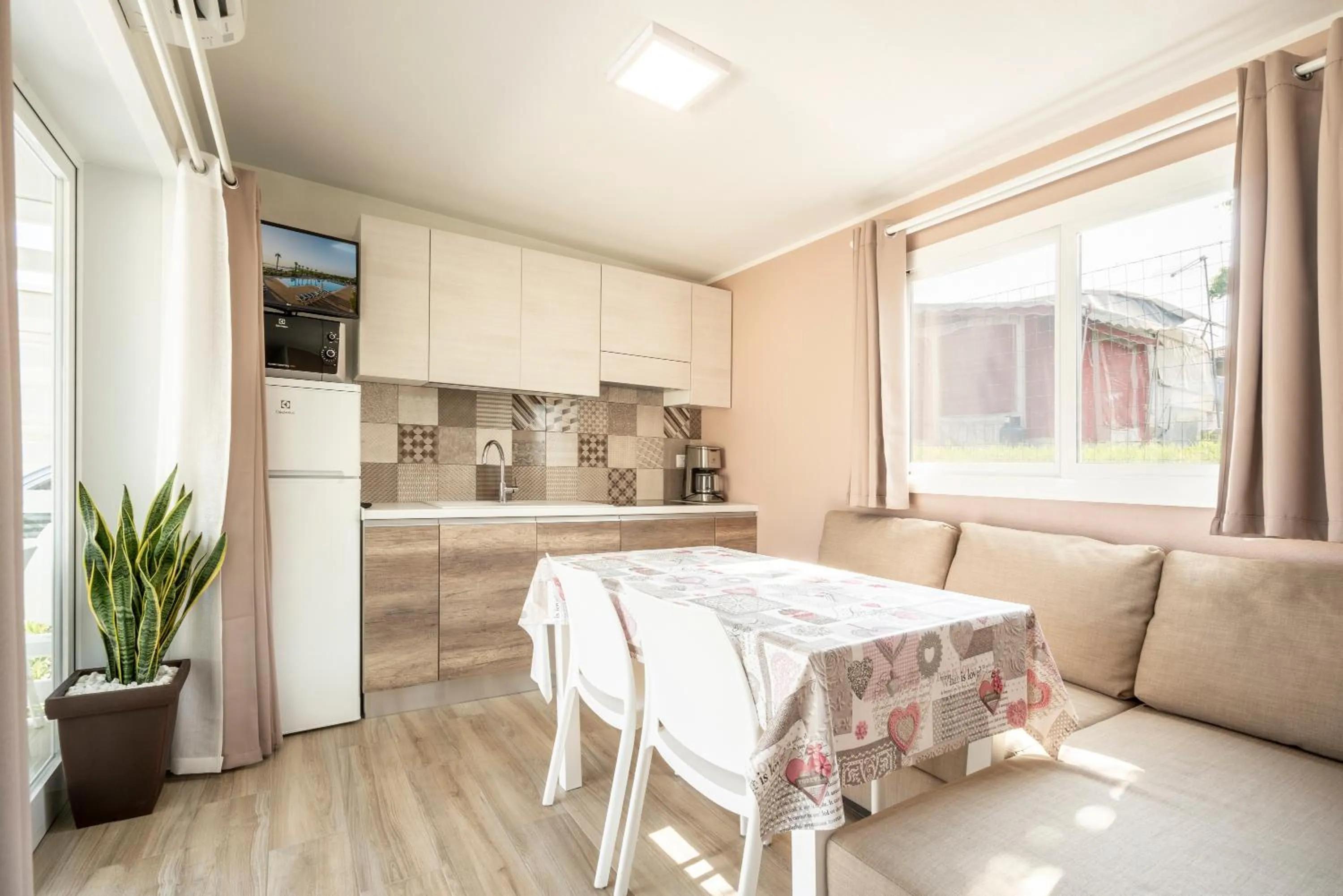 Dining area in Onda Blu Resort