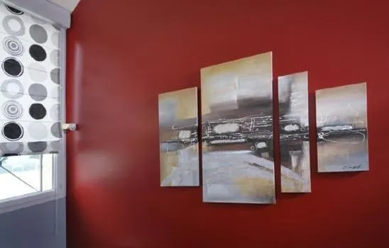 Decorative detail in Logis Hôtel de la Tour