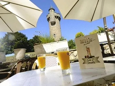 Balcony/Terrace in Logis Hôtel de la Tour