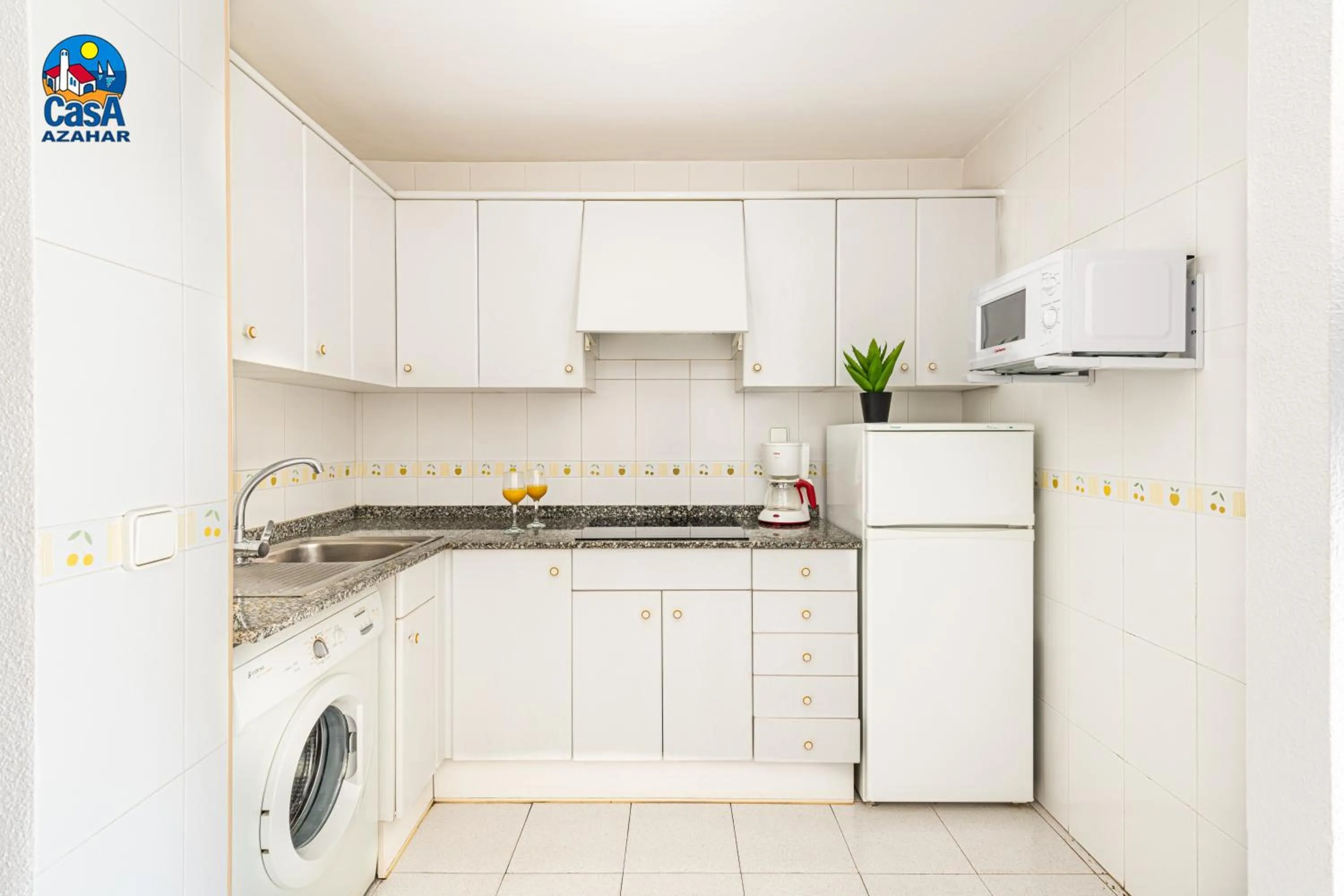 Kitchen or kitchenette in Apartamentos EL Rocio Casa Azahar