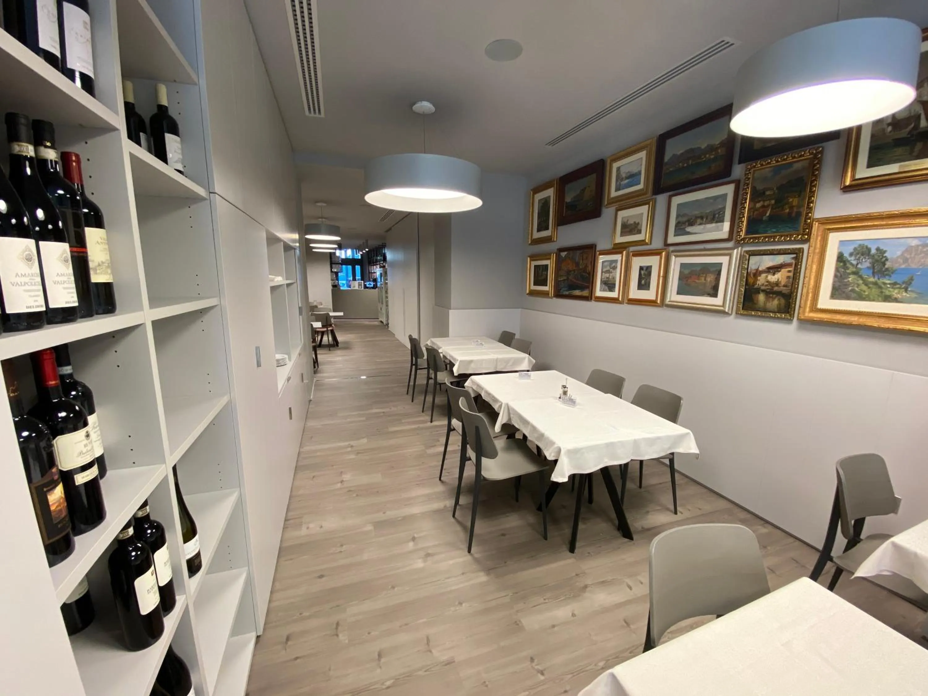 Restaurant/places to eat in Lake Hotel Benaco