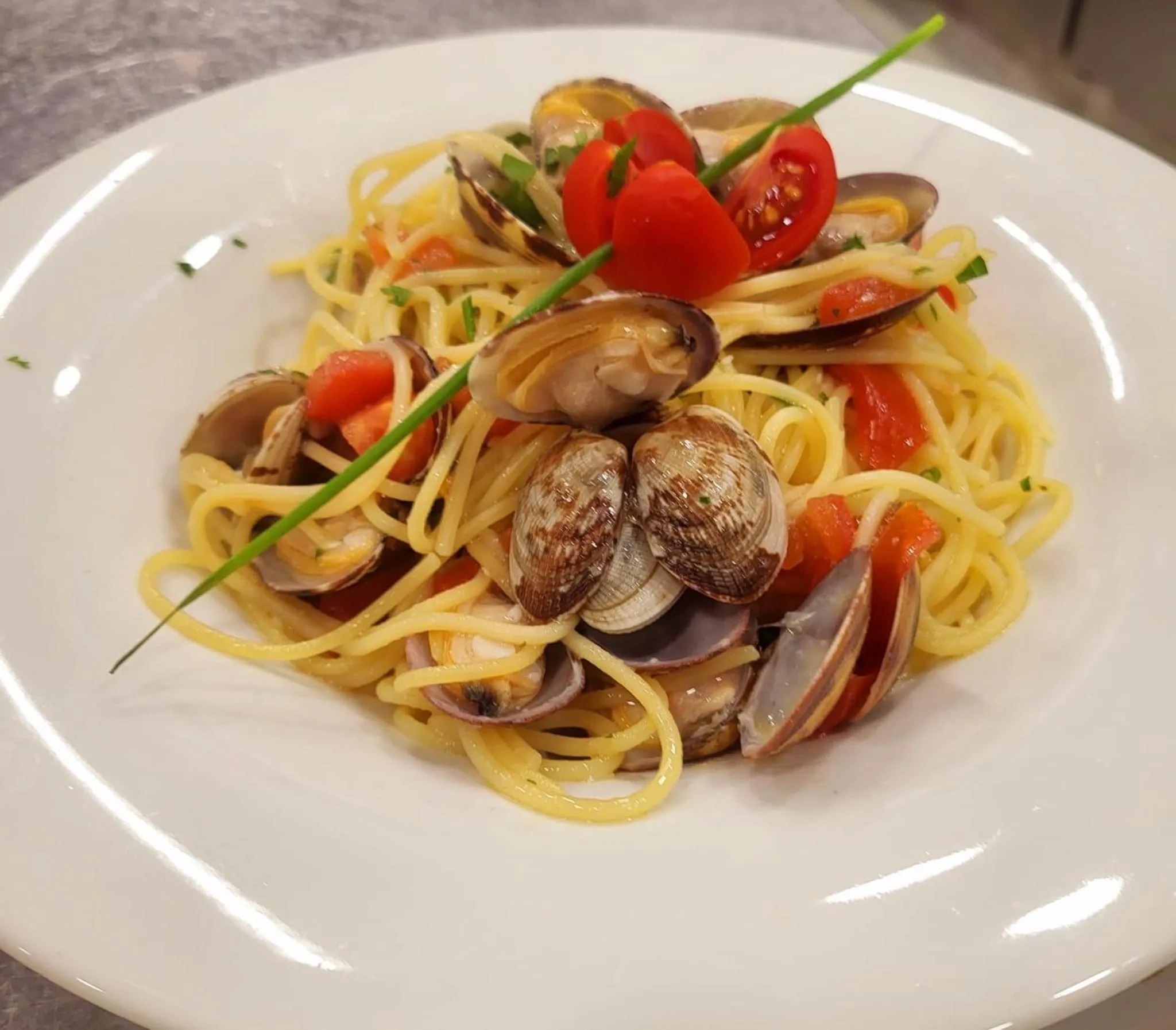 Restaurant/places to eat in Lake Hotel Benaco