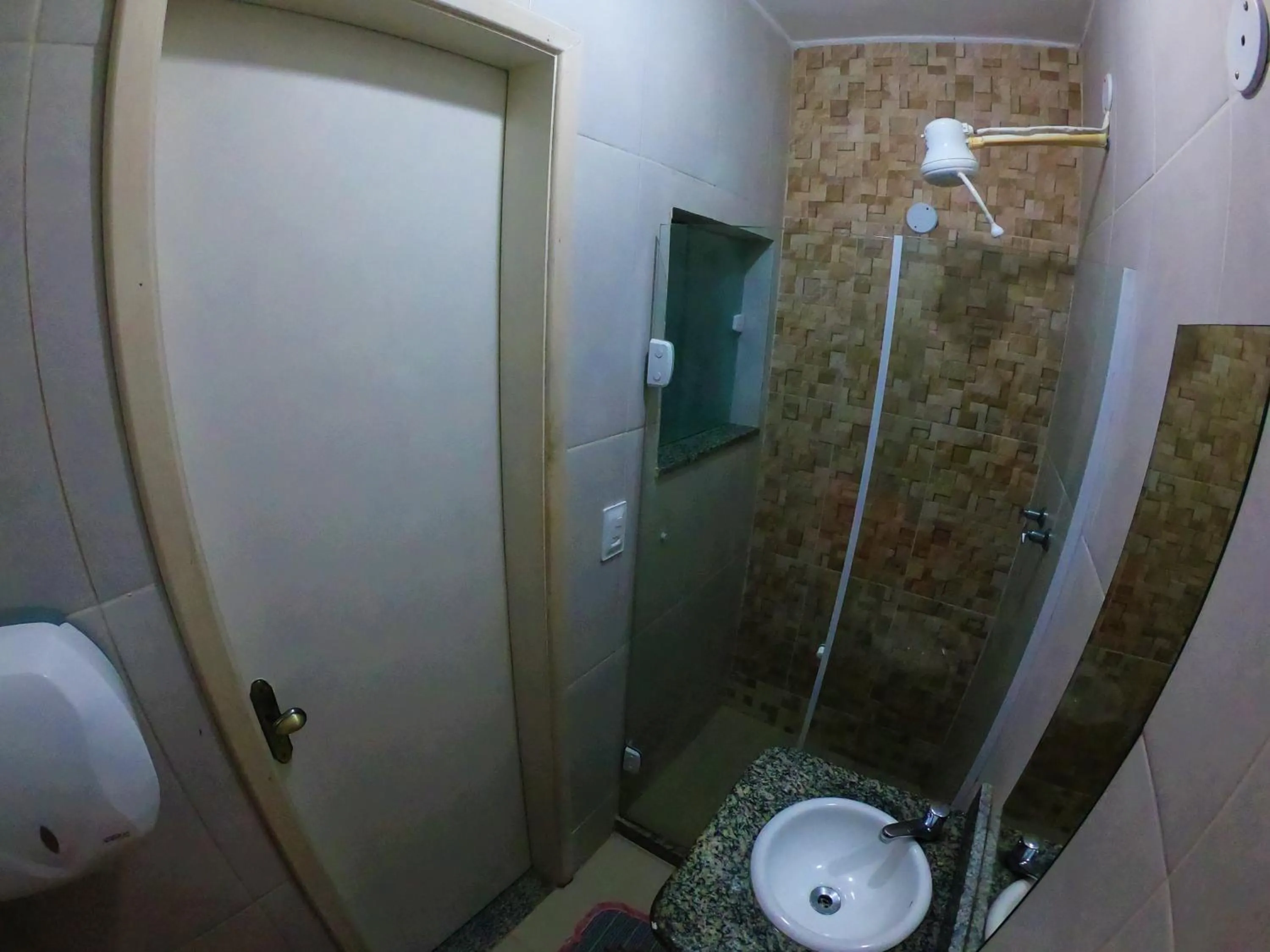 Mata Virgem Hostel e Pousada