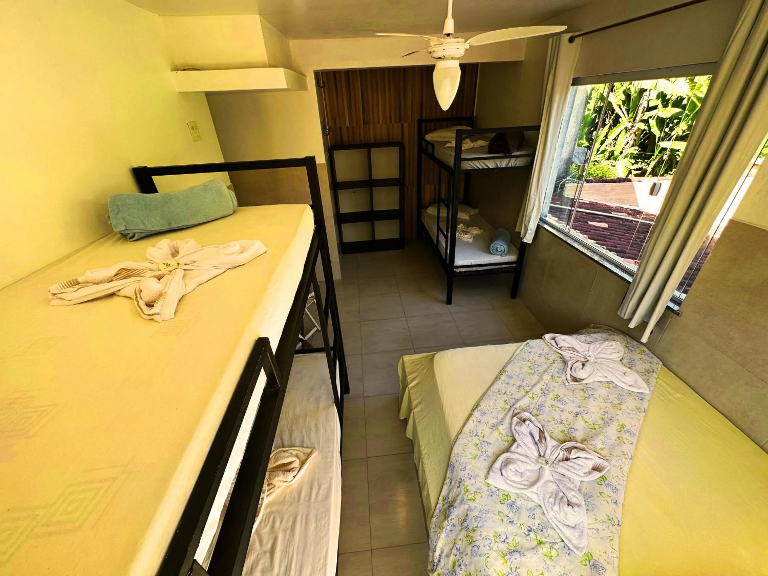 Bed in Mata Virgem Hostel e Pousada