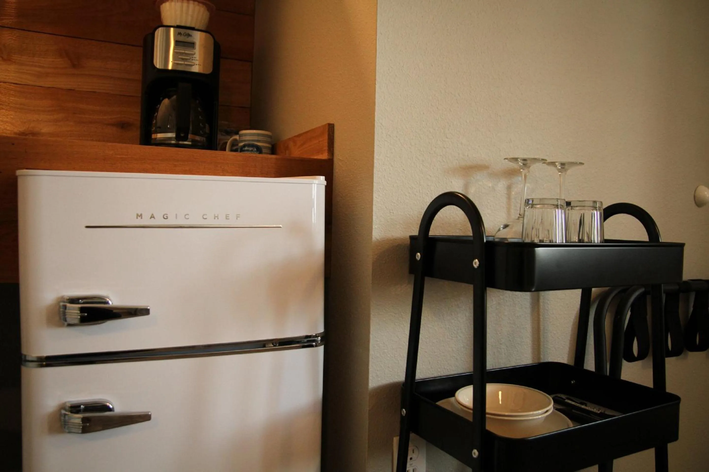Kitchen or kitchenette in Boardwalk Cottages