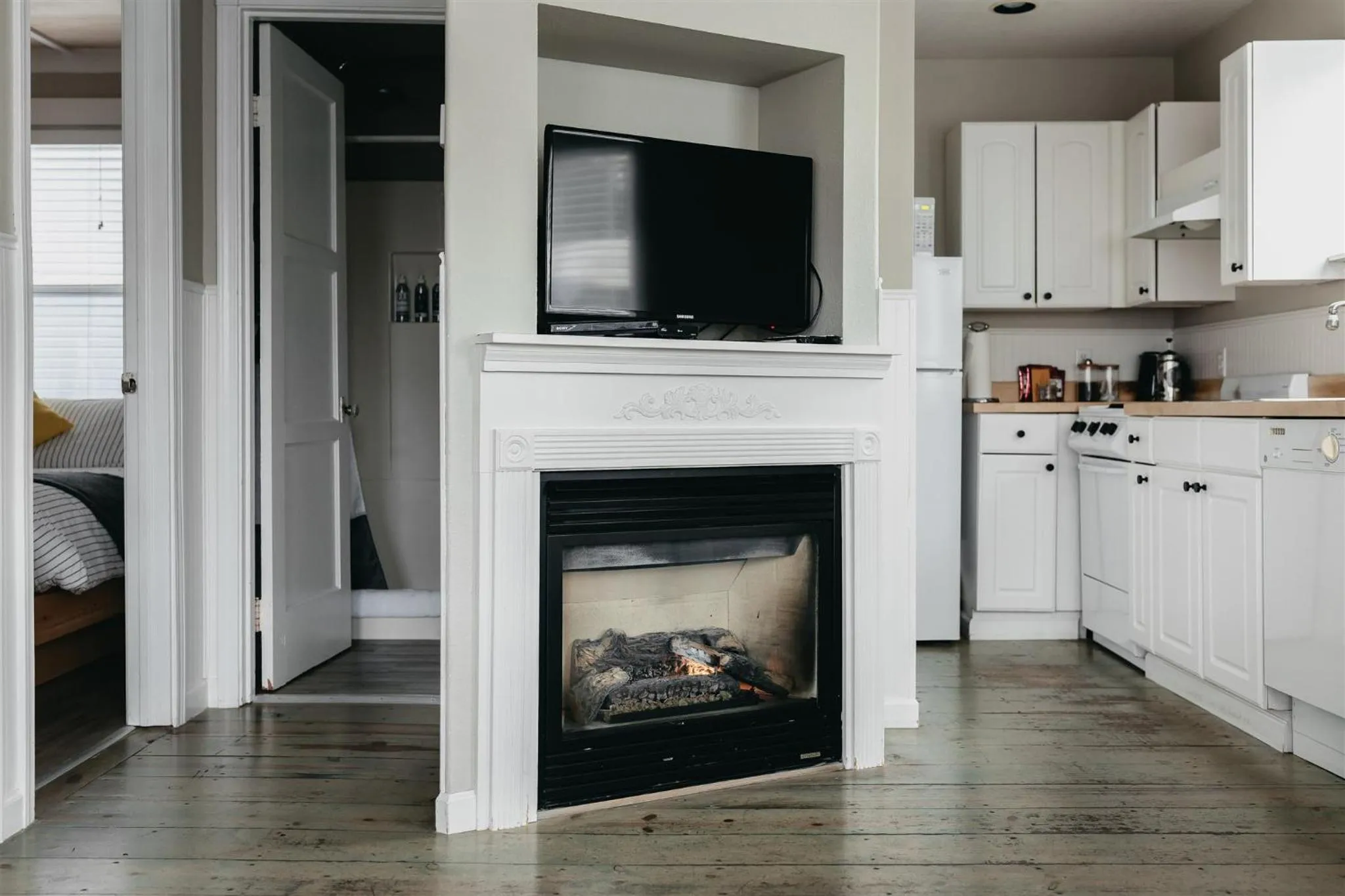 Kitchen or kitchenette in Boardwalk Cottages