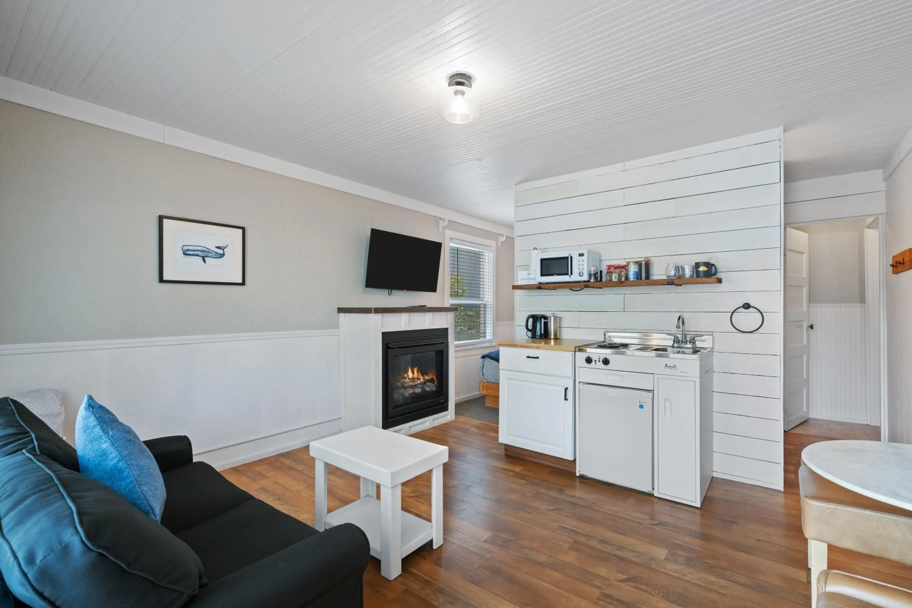 Kitchen or kitchenette in Boardwalk Cottages
