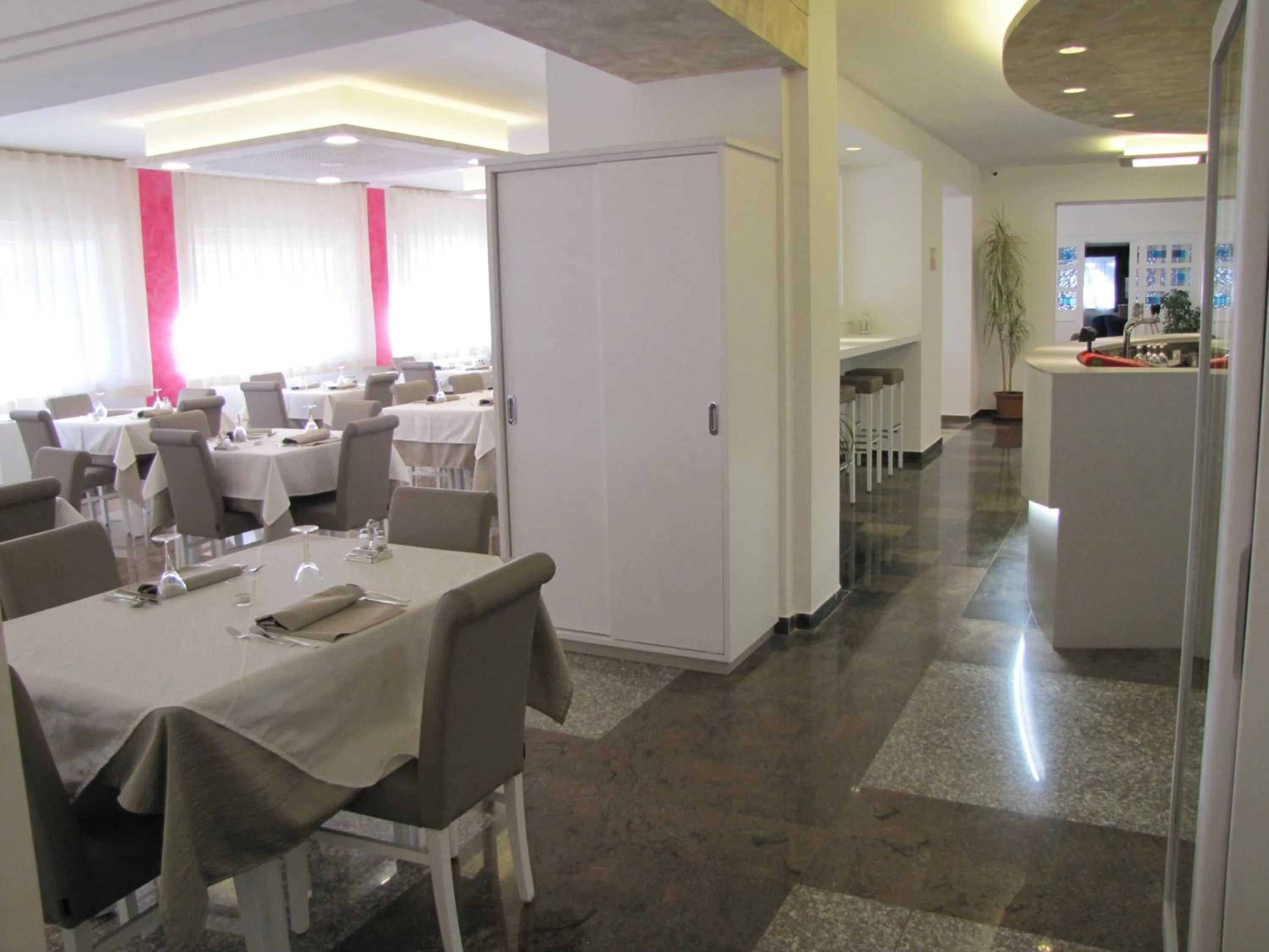 Restaurant/places to eat in Hotel Scaranò