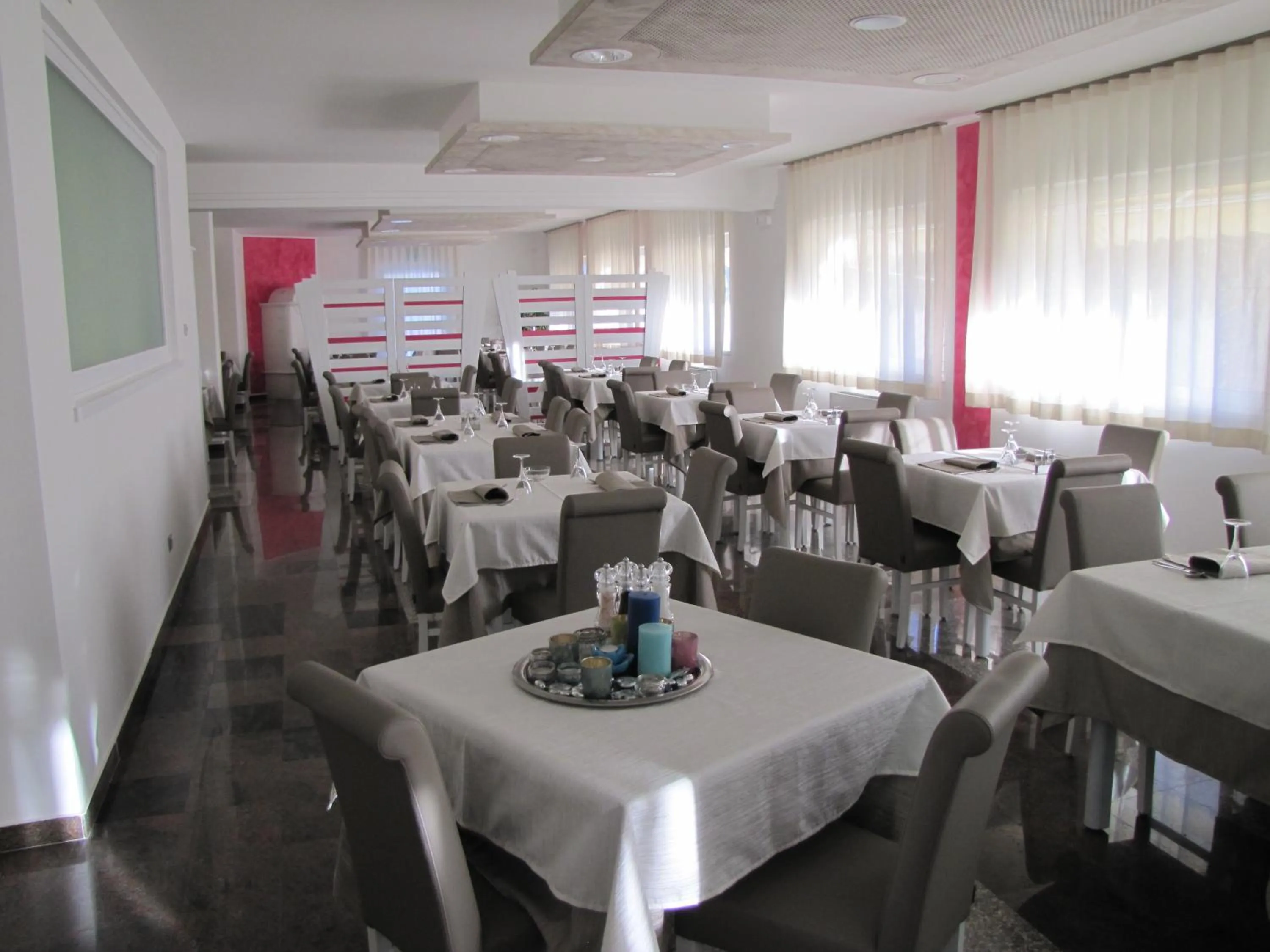 Restaurant/places to eat in Hotel Scaranò
