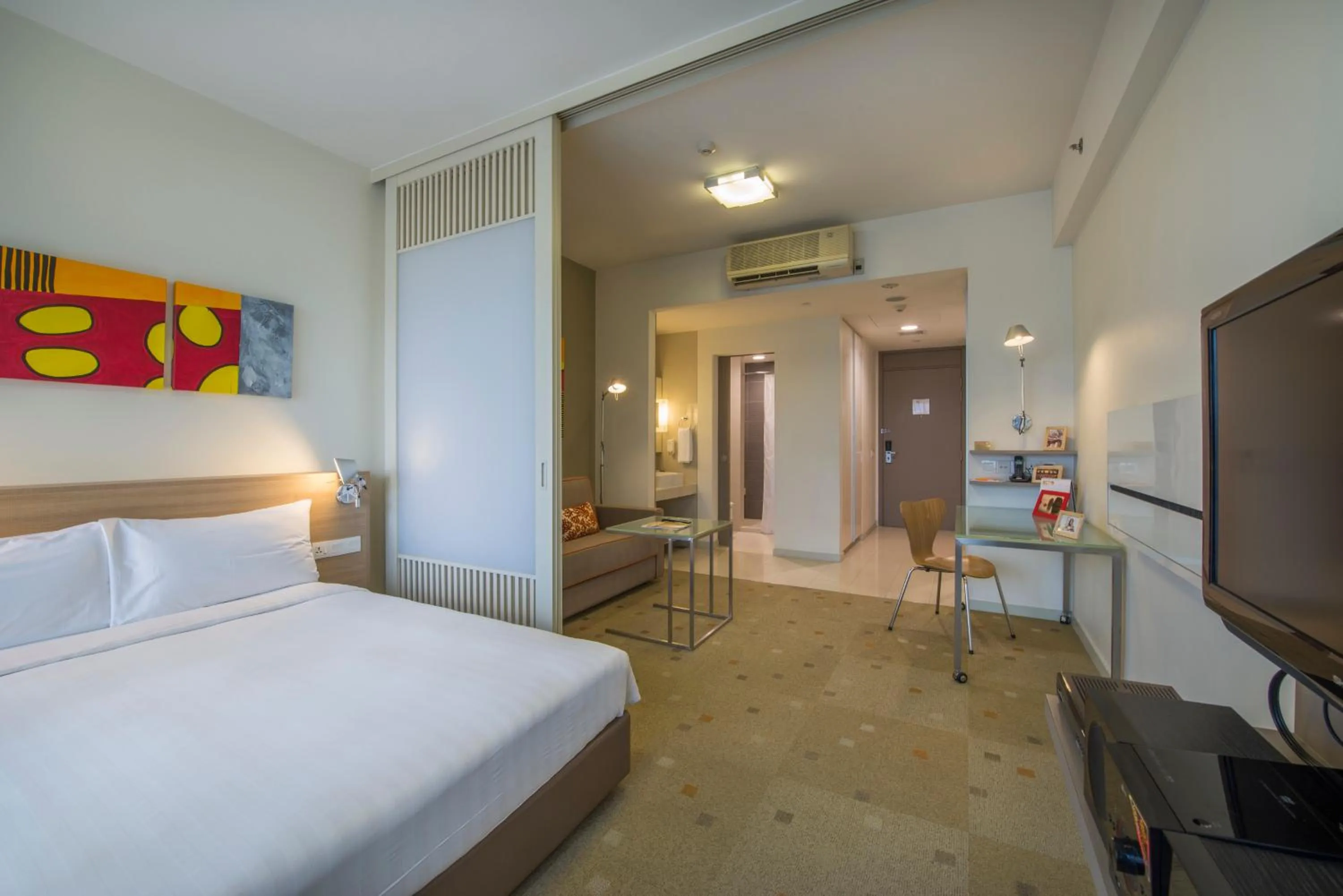 Bedroom in Citadines Mount Sophia Singapore