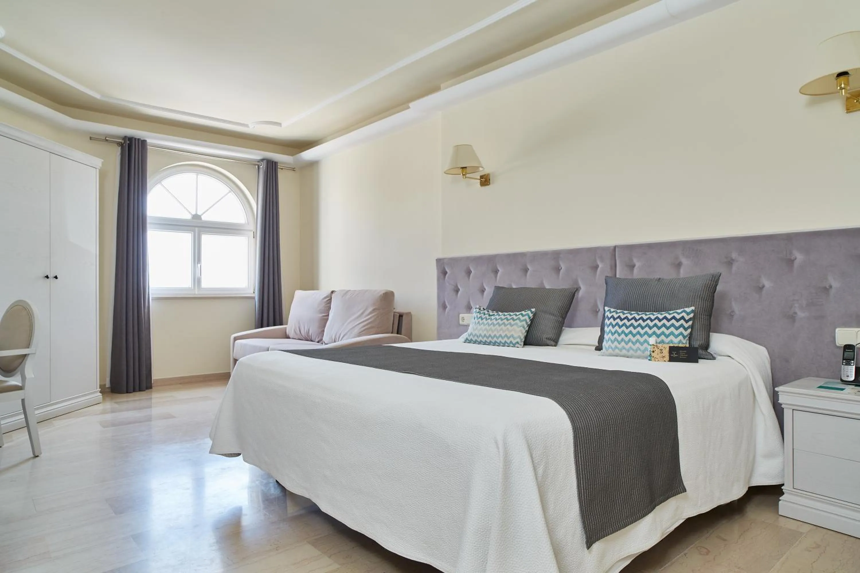 Bedroom, Bed in Grand Hotel Palladium Santa Eulalia del Río