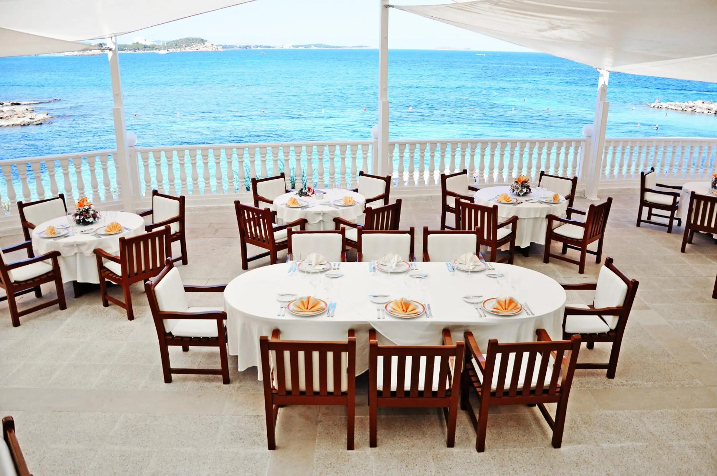 Restaurant/places to eat in Grand Hotel Palladium Santa Eulalia del Río