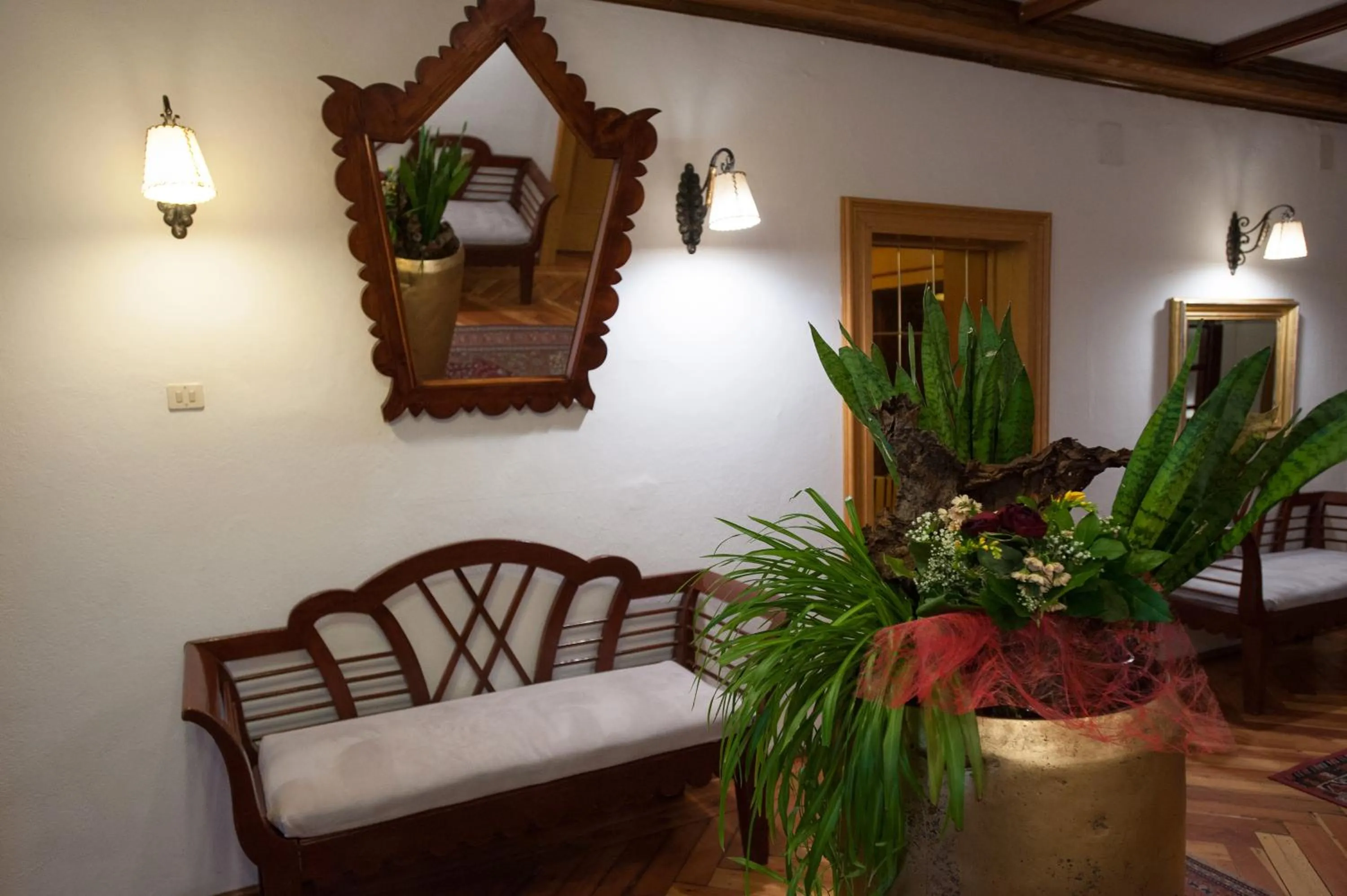 Lobby or reception in Parkhotel Sole Paradiso