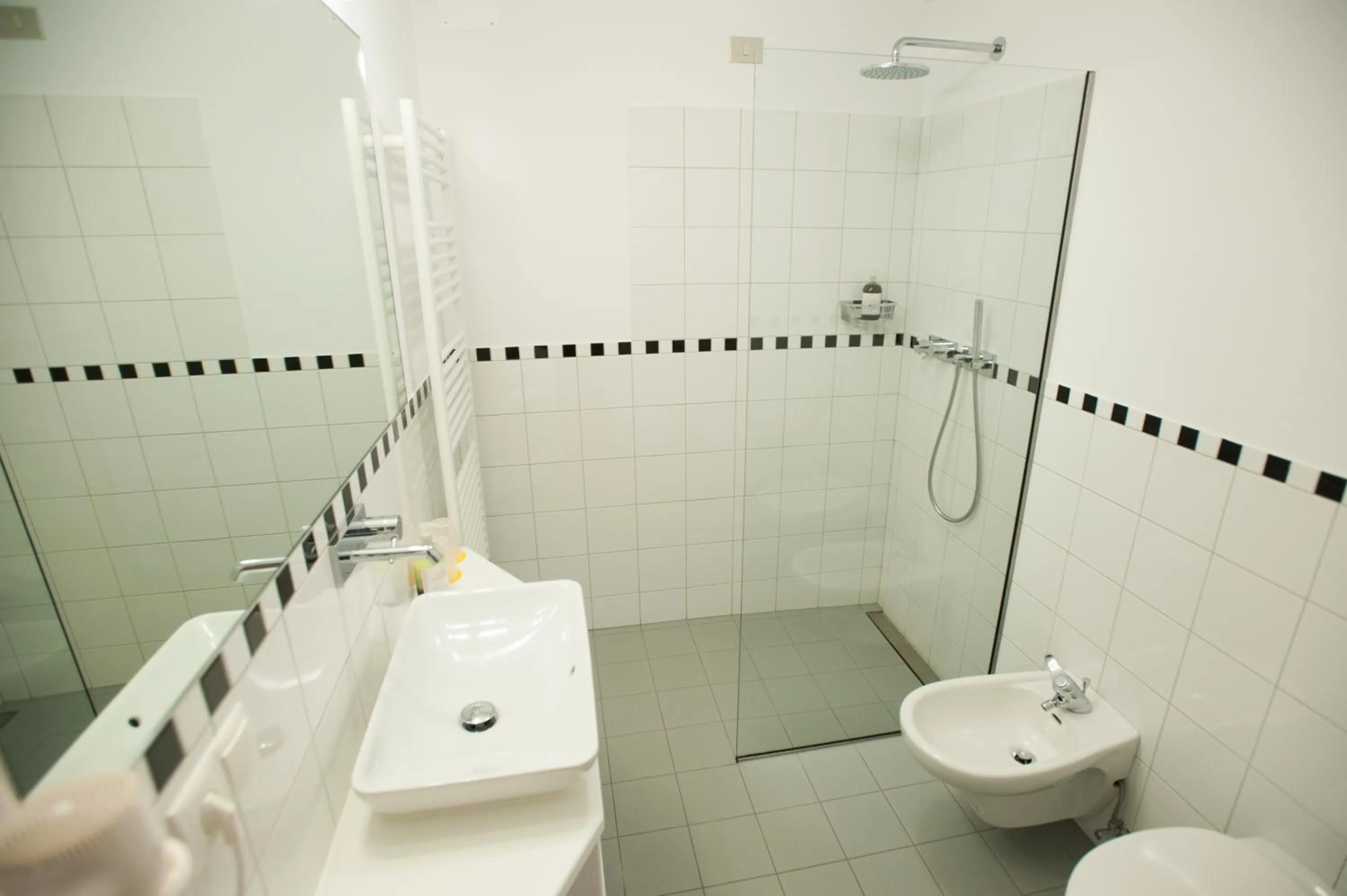 Shower in Parkhotel Sole Paradiso