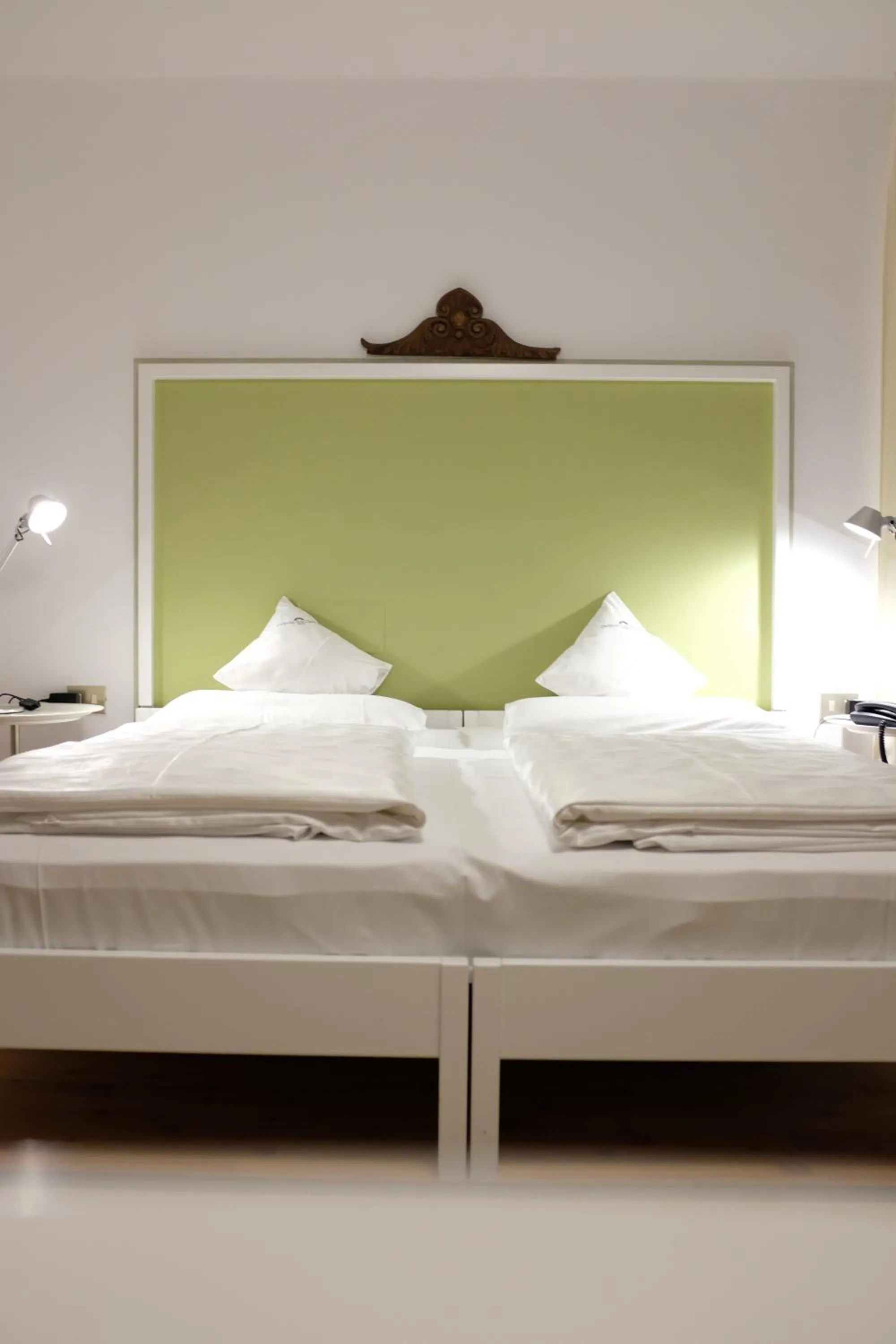 Staff, Bed in Parkhotel Sole Paradiso