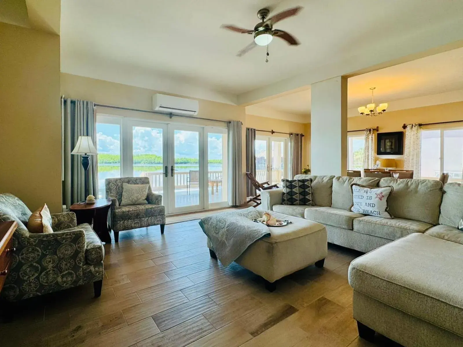 Living room in Lina Point Belize Overwater Resort Living room in Lina Point Belize Overwater Resort