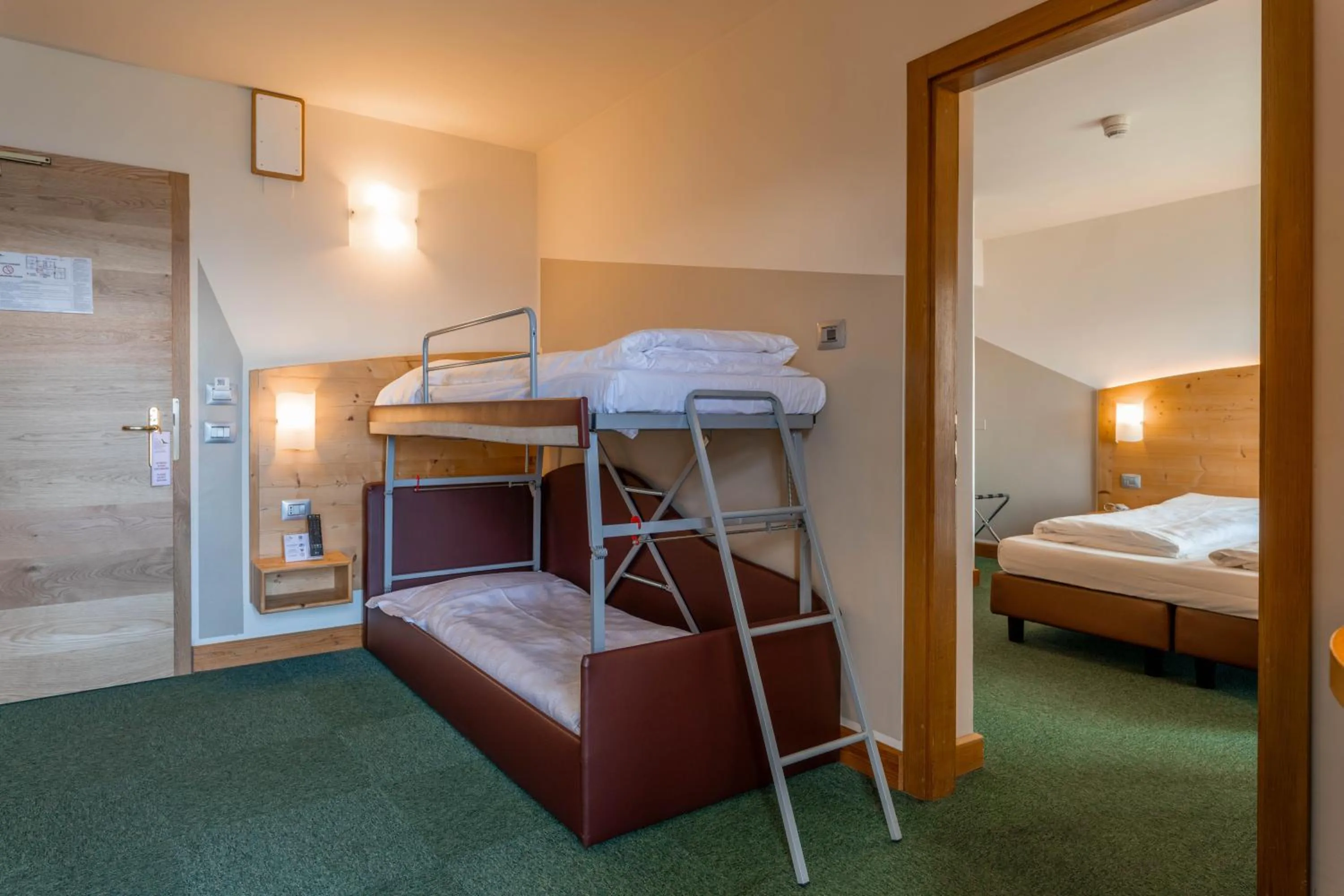 Bedroom, Bed in Hotel Monte Bondone