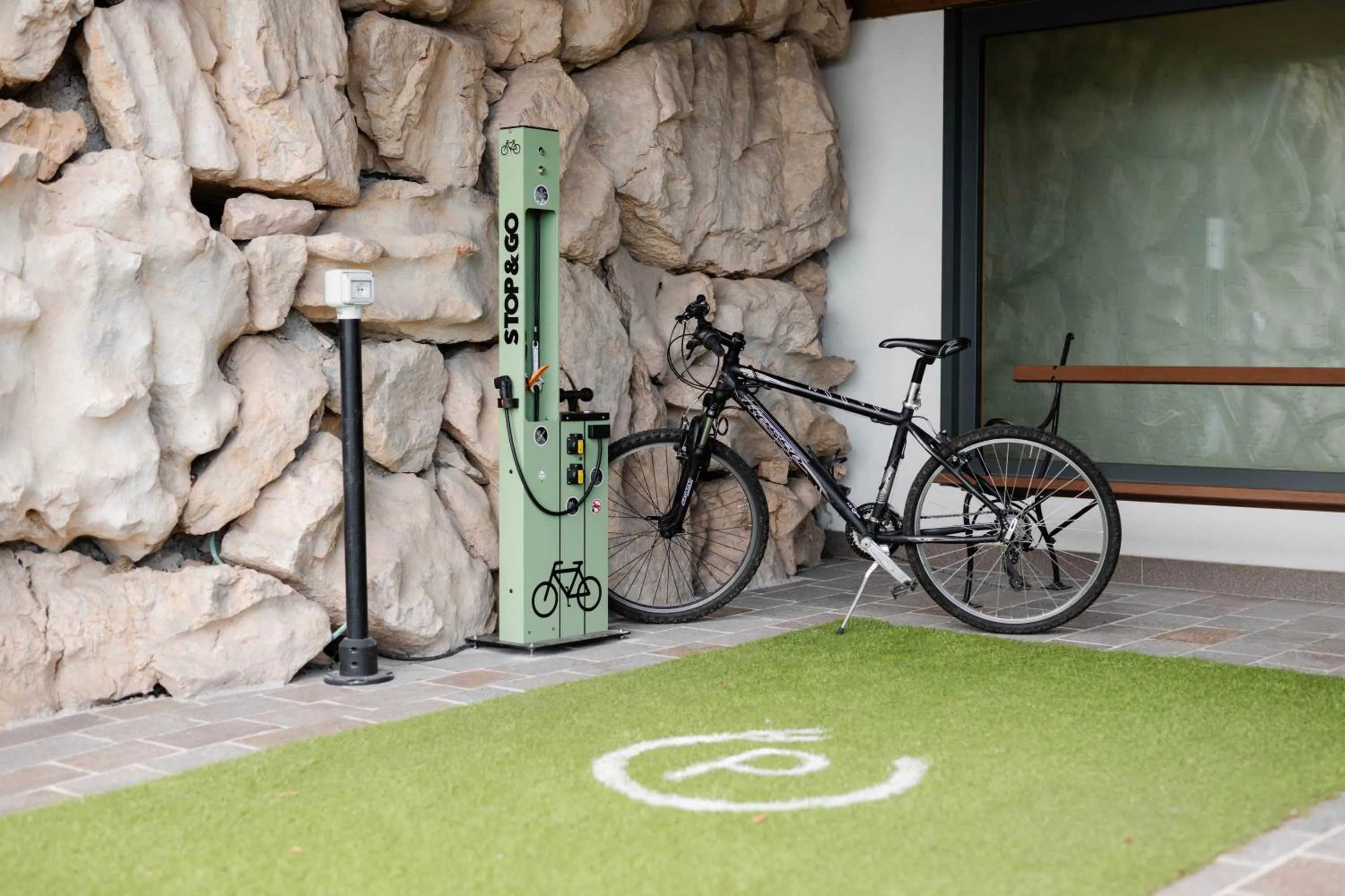 Cycling in Hotel Monte Bondone