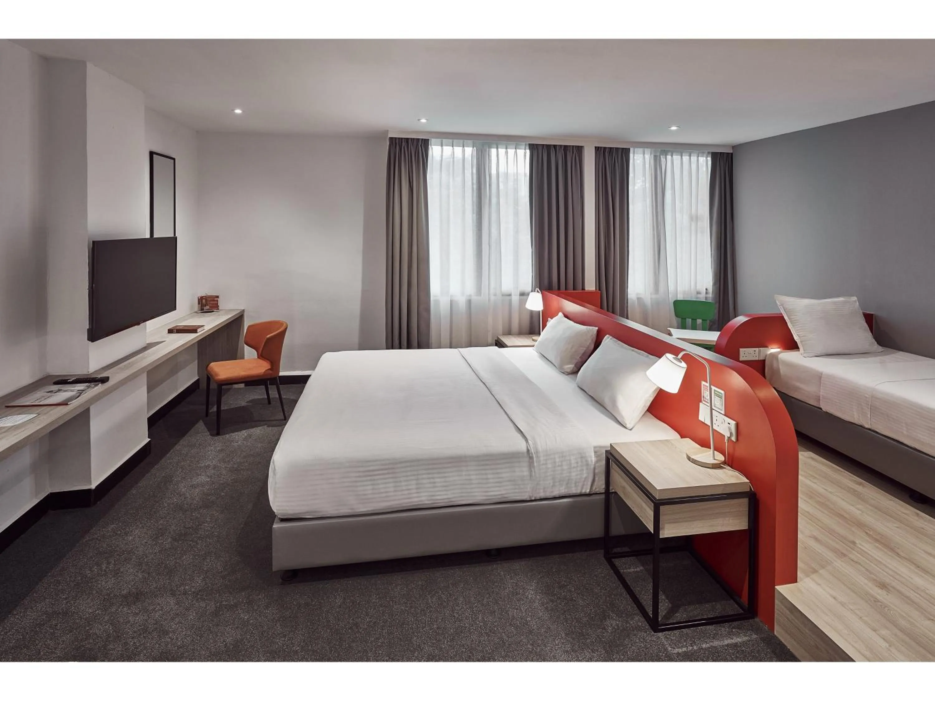 Bed in Metro Y Hotel Singapore