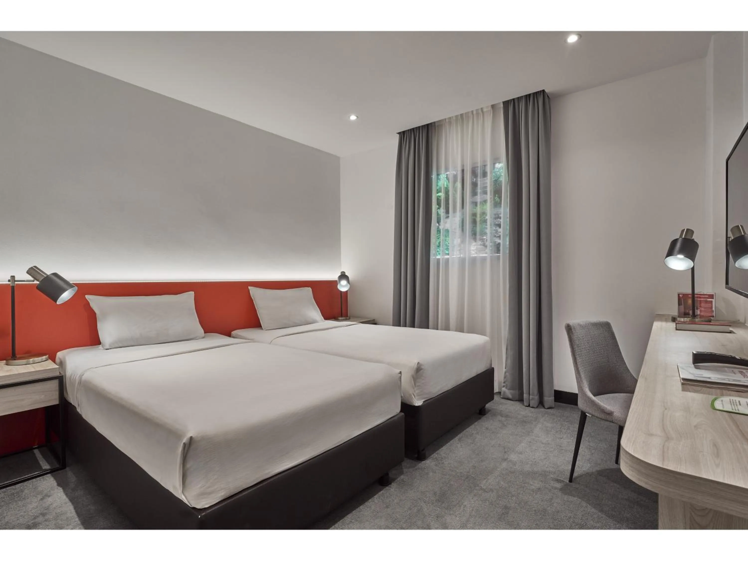 Bed in Metro Y Hotel Singapore