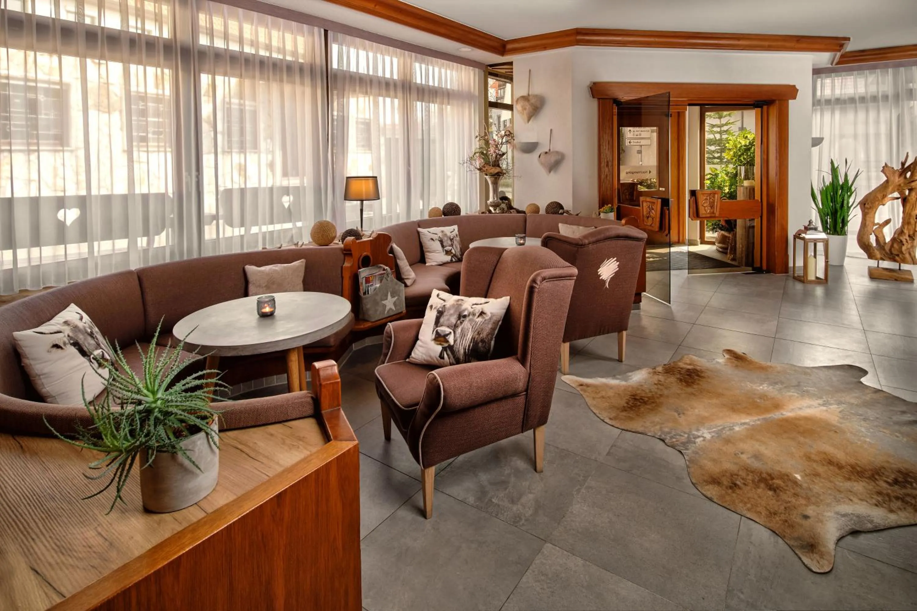 Lobby or reception in Neo Hotel Linde Esslingen