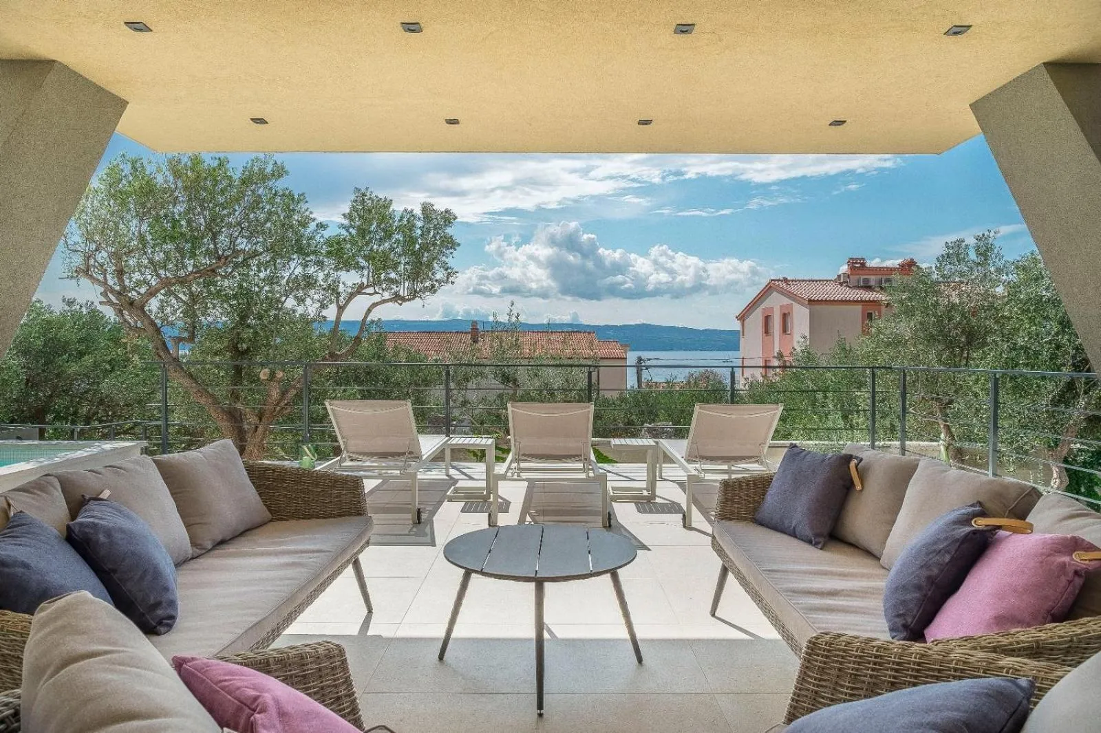 Villa Olive Grove