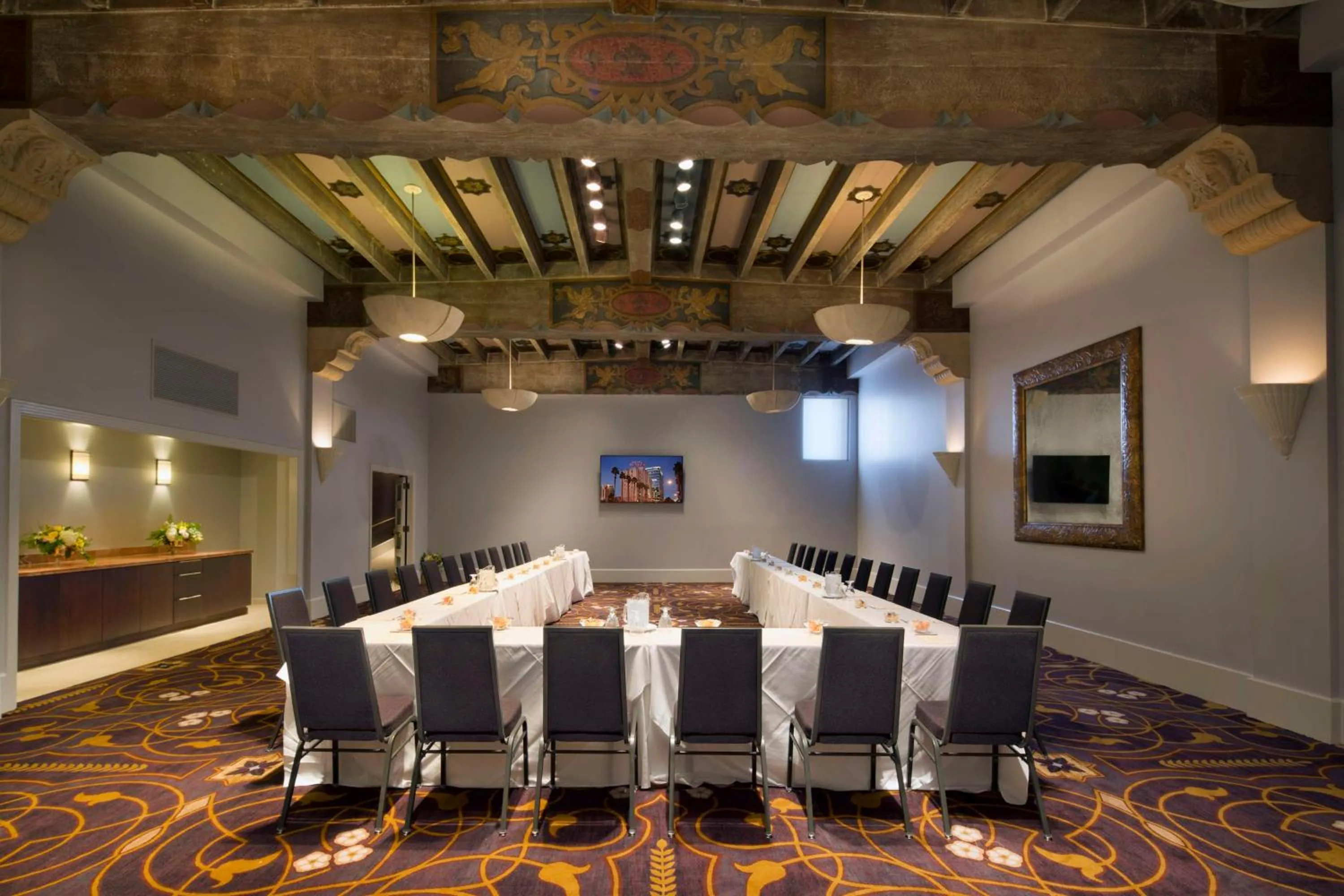 Meeting/conference room in Hotel de Anza by IHG