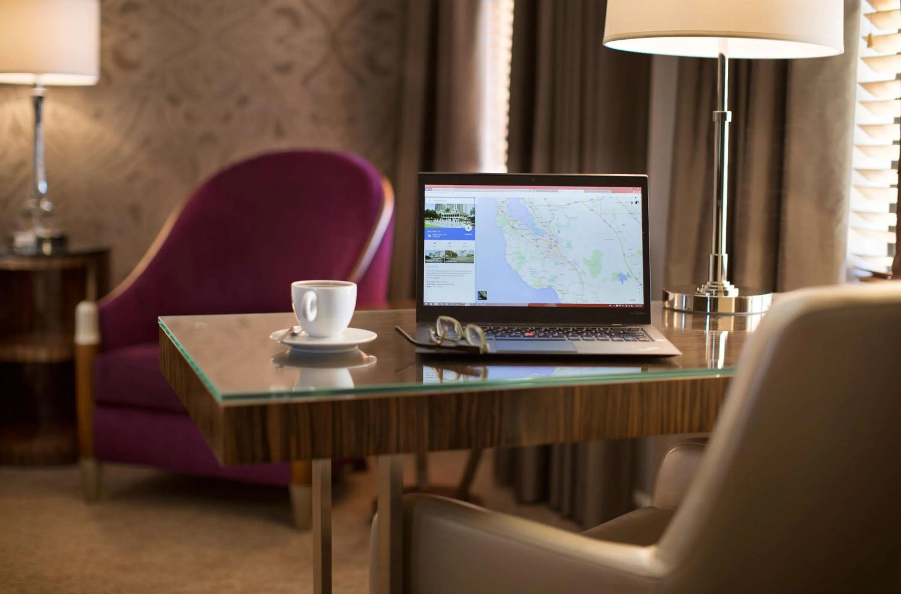 Bedroom in Hotel de Anza by IHG