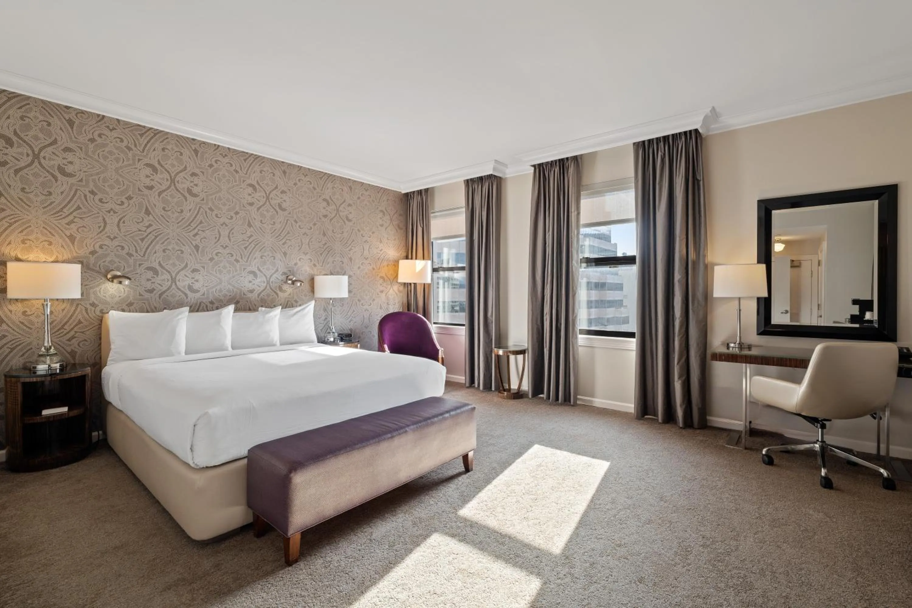 Bed in Hotel de Anza by IHG